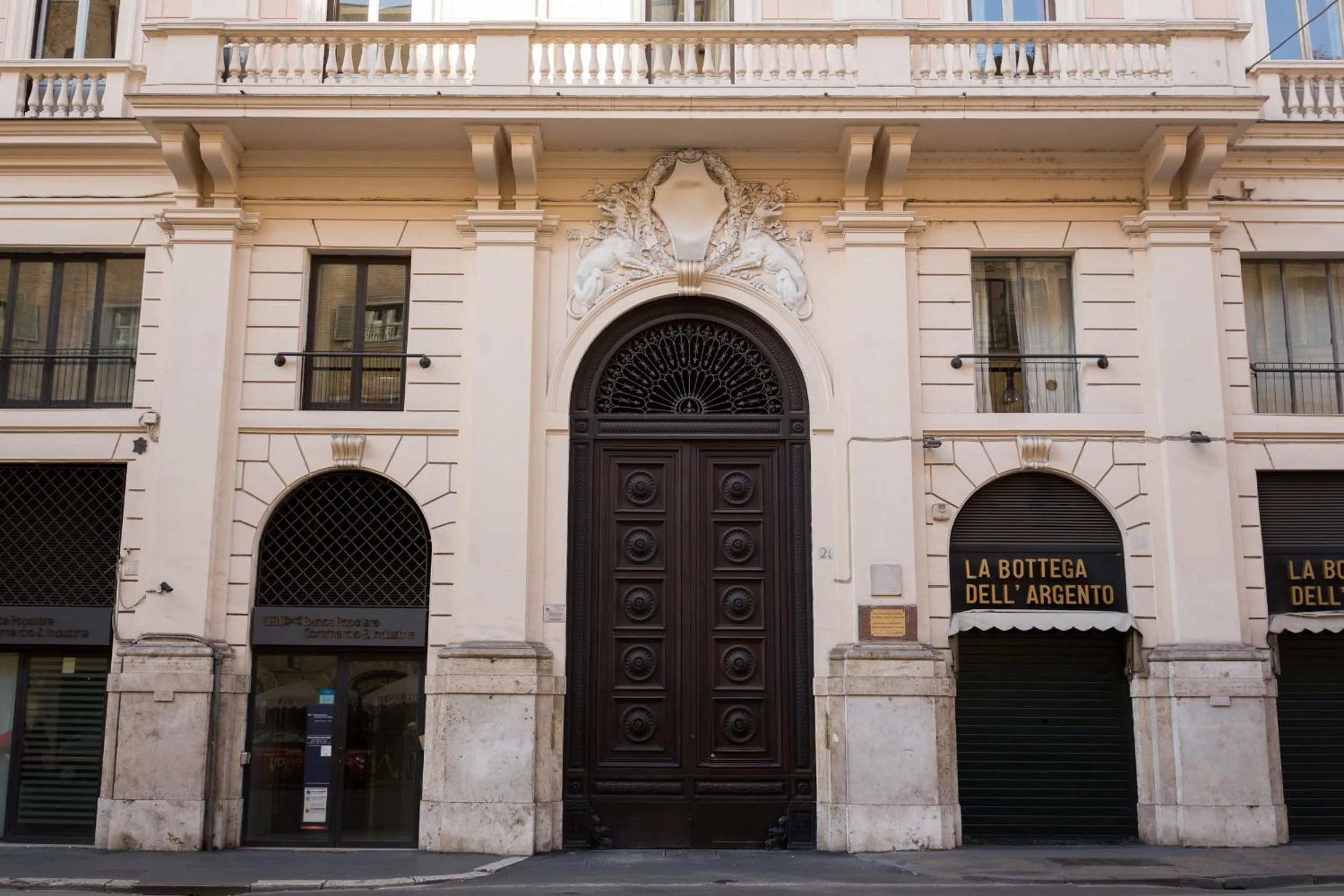 Property building in Le Quattro Dame Luxury Suites