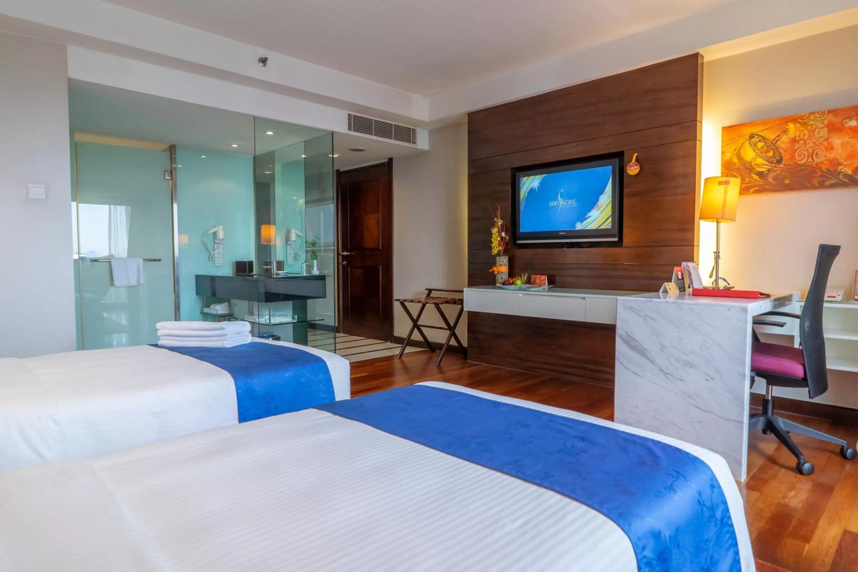 Photo of the whole room, Bed in Seri Pacific Hotel Kuala Lumpur