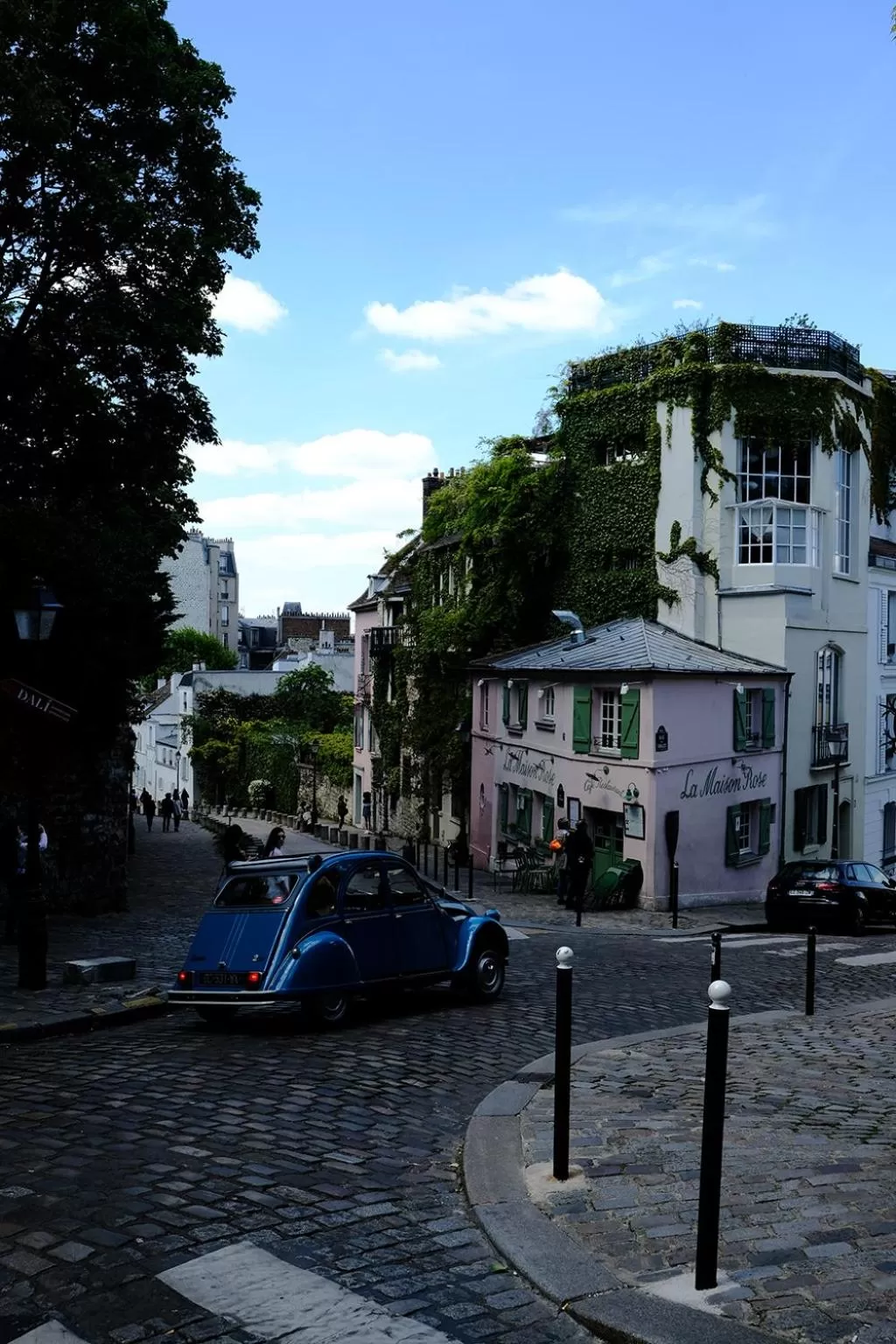 Nearby landmark in Hotel de Flore - Montmartre