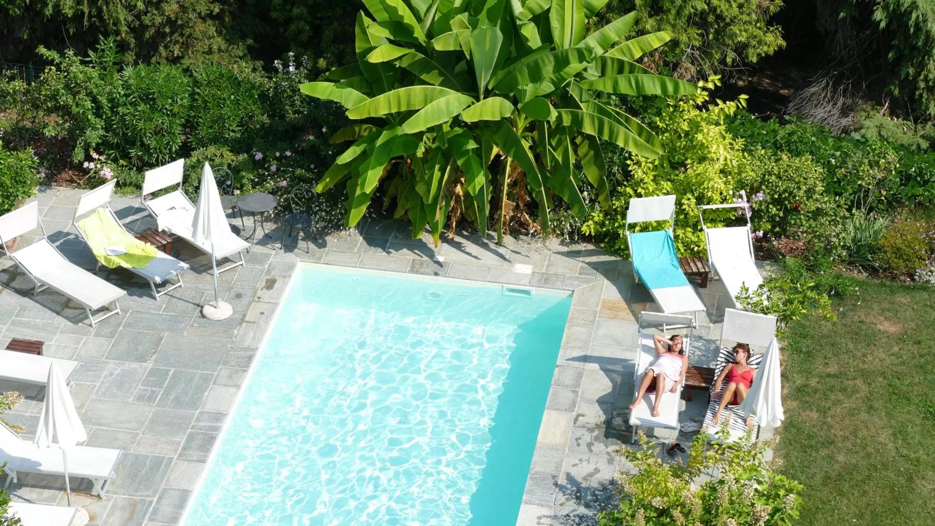 Swimming pool in White Lilac Romantic B&B - Adults only