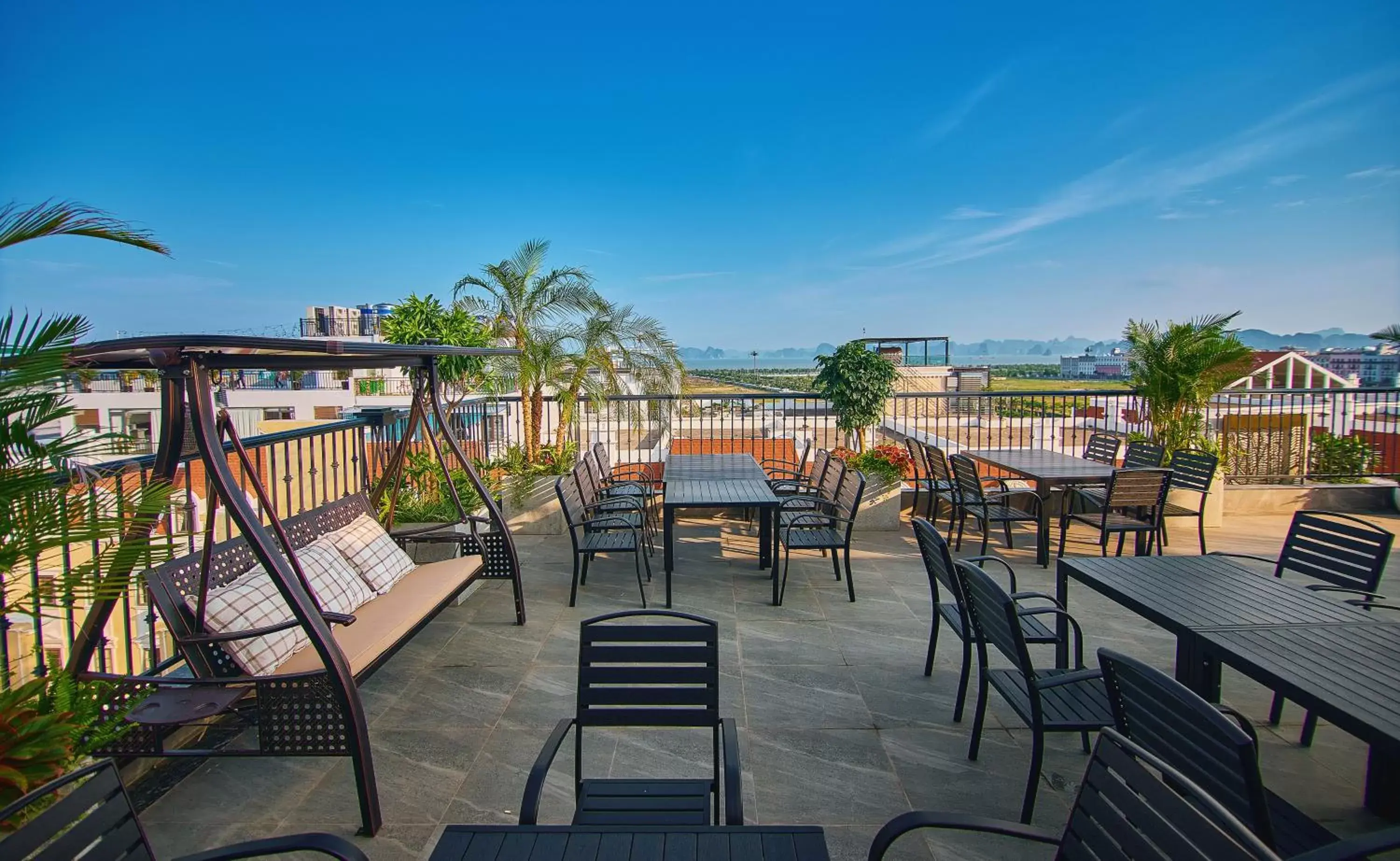 Lounge or bar in The Yen Residences Halong Lounge or bar in The Yen Residences Halong