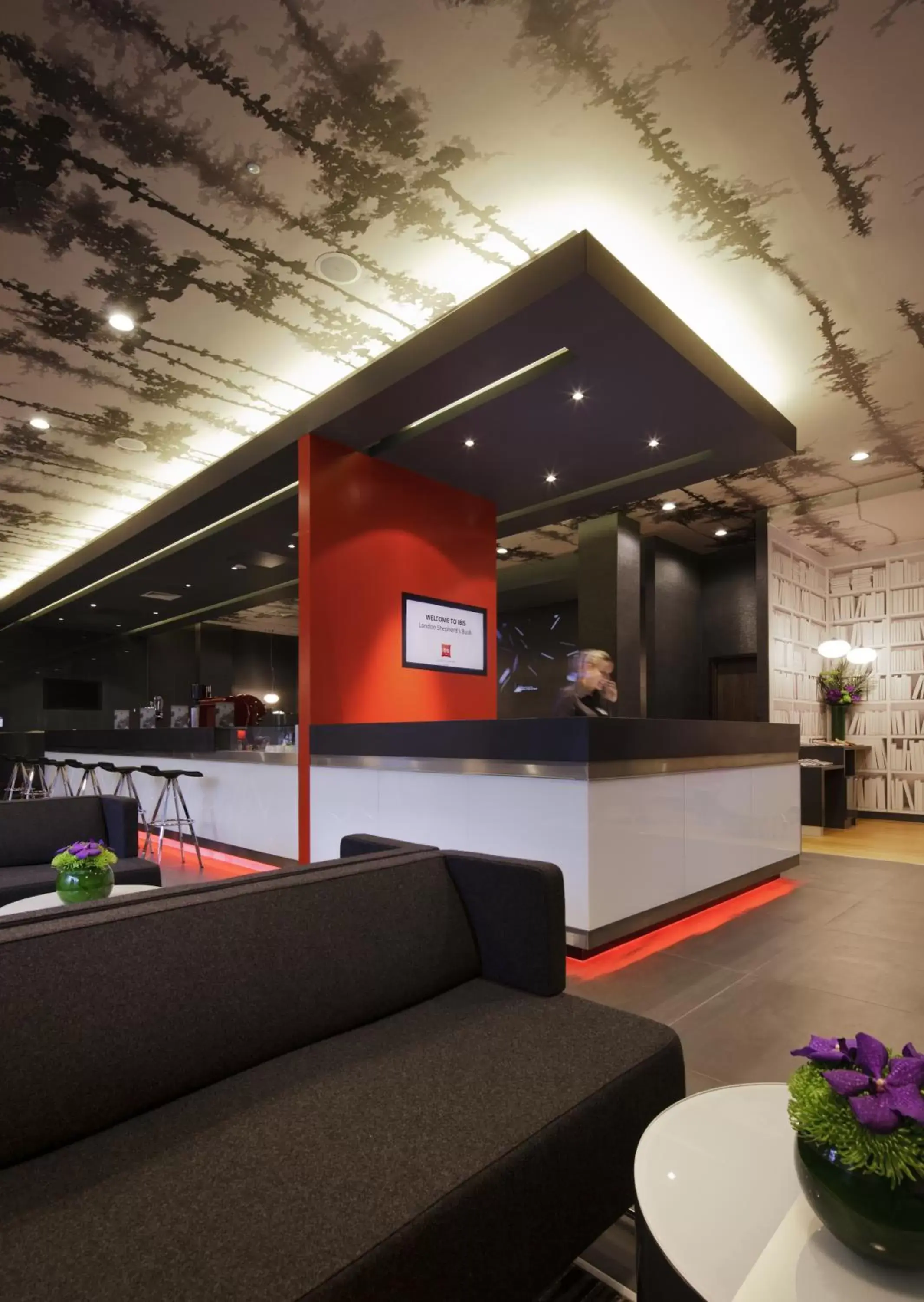 Restaurant/places to eat, Lobby/Reception in ibis London Shepherds Bush - Hammersmith