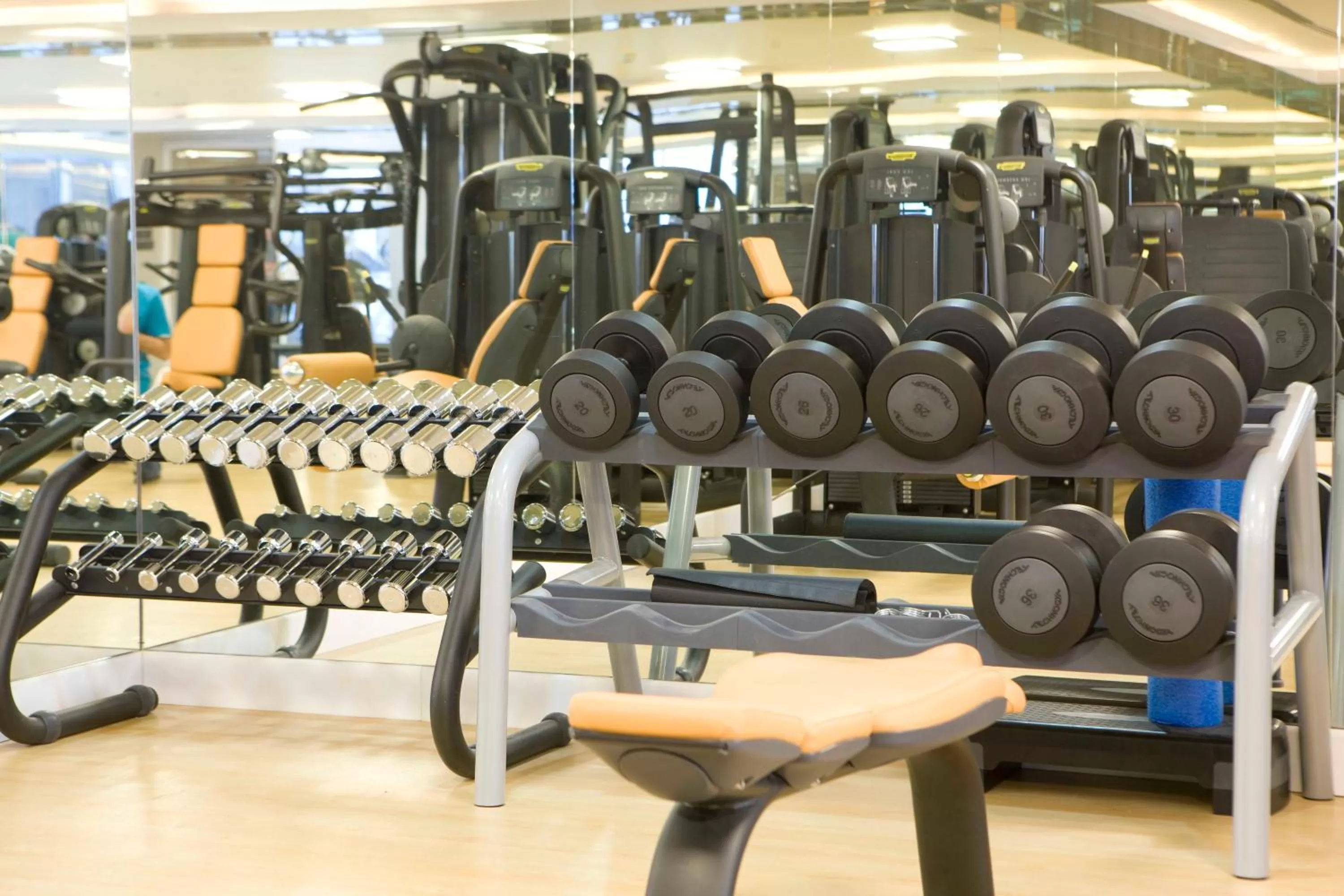 Fitness centre/facilities in Elite Crystal Hotel