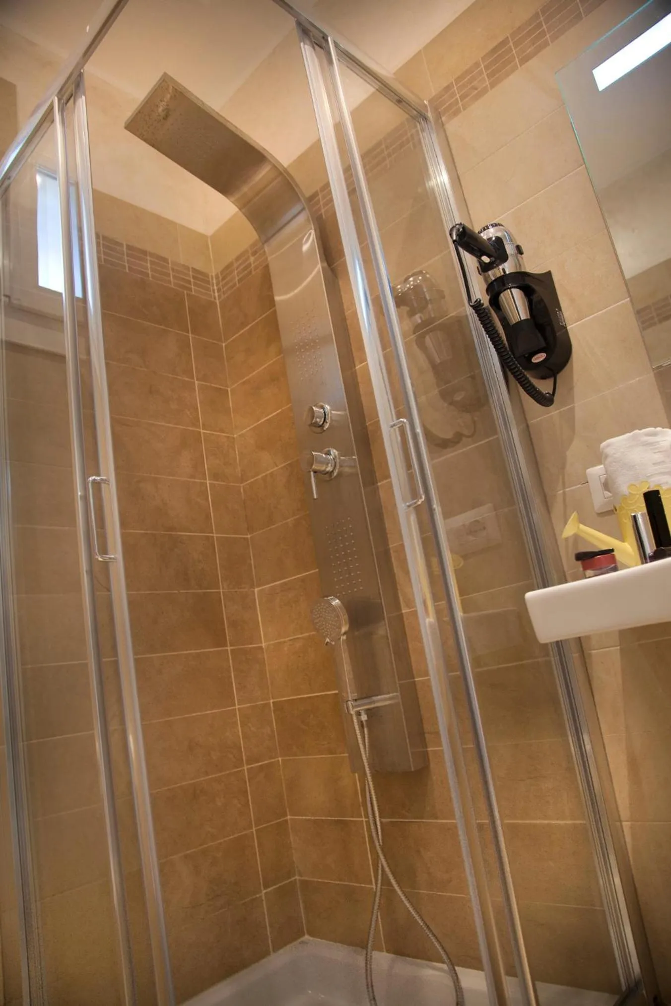 Bathroom in Hotel Vienna Ostenda e Ristorante il Danubio