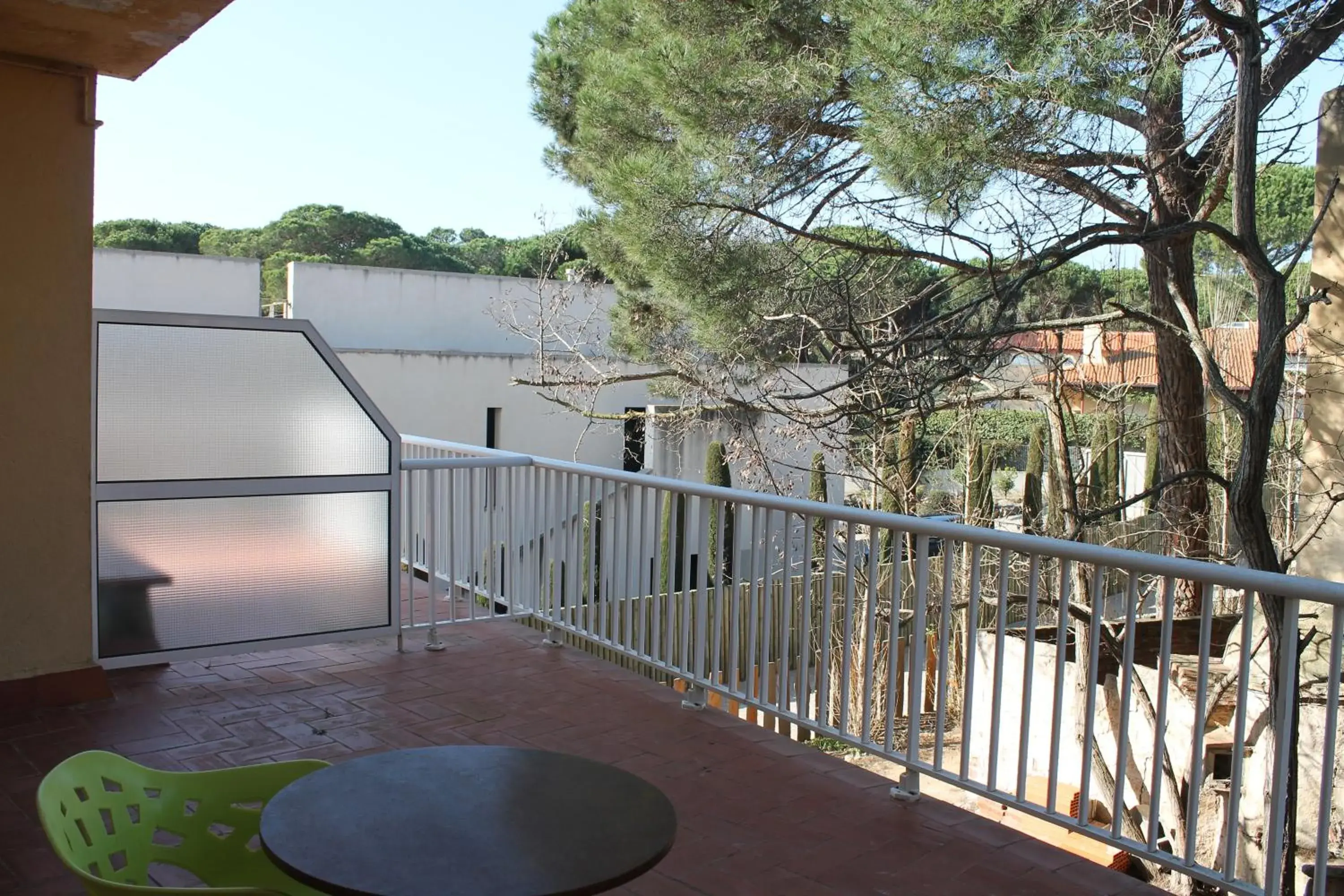 Patio, Balcony/Terrace in Hostal La Fosca