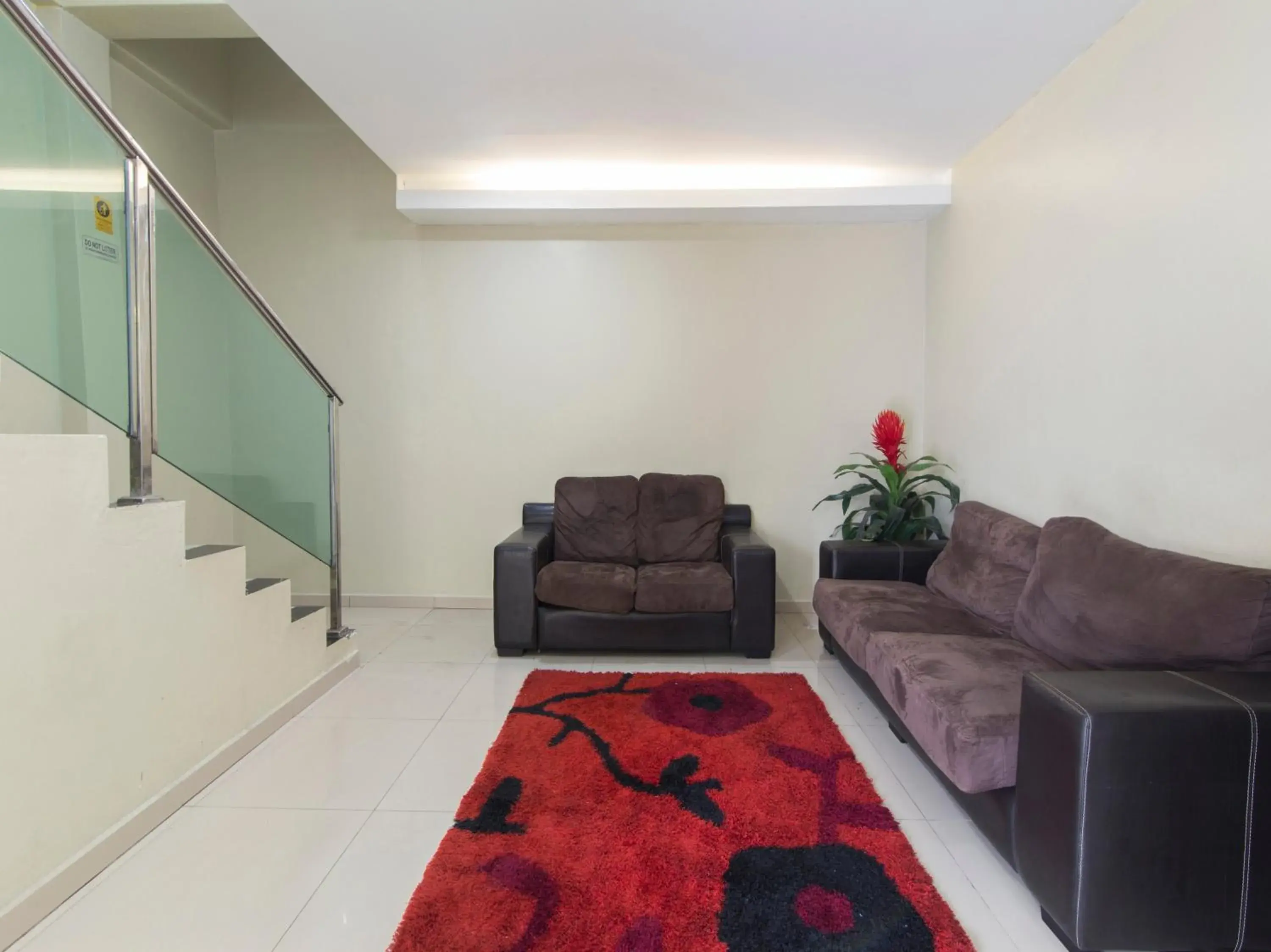 Lobby or reception, Seating Area in OYO 1136 Pd Star Hotel