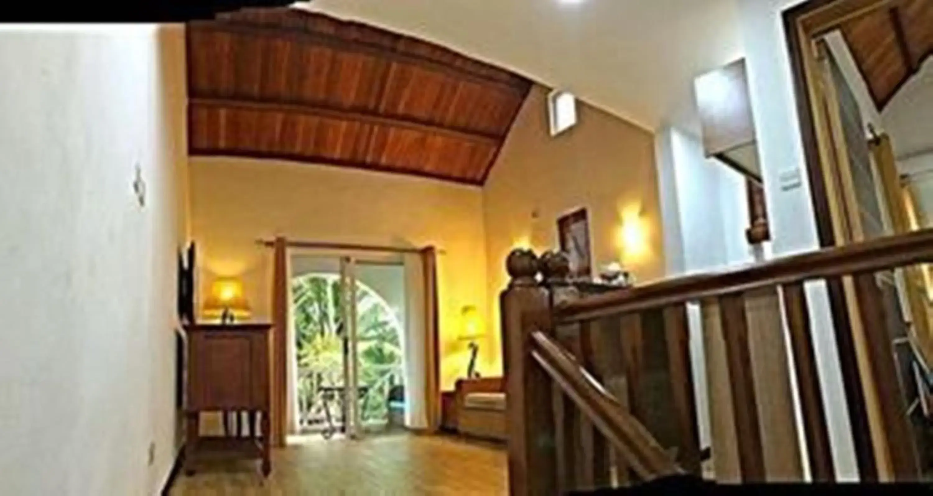 Living room, Lobby/Reception in Ocean Villas Apart Hotel