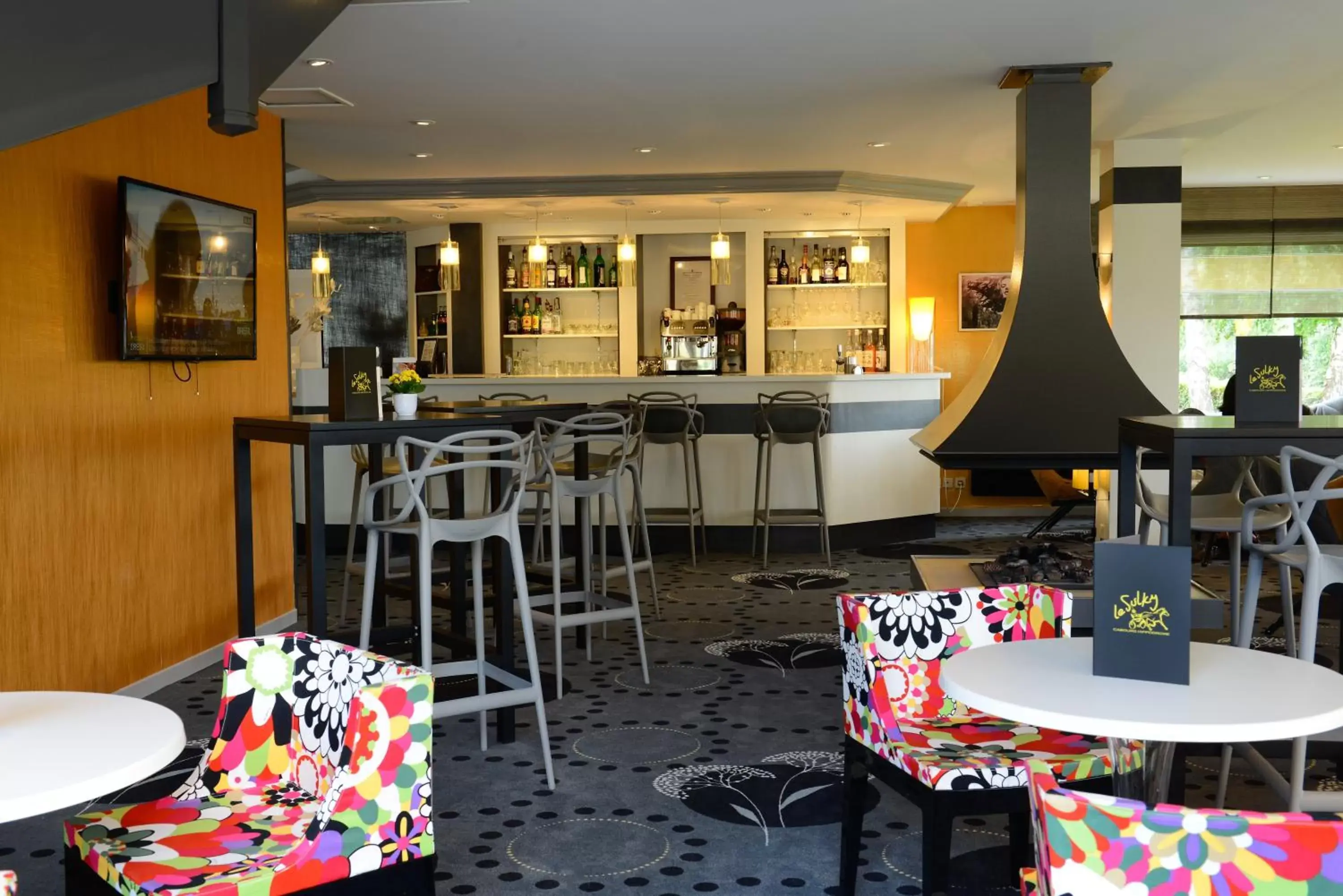 Lounge or bar, Lounge/Bar in Mercure Cabourg Hôtel & Spa