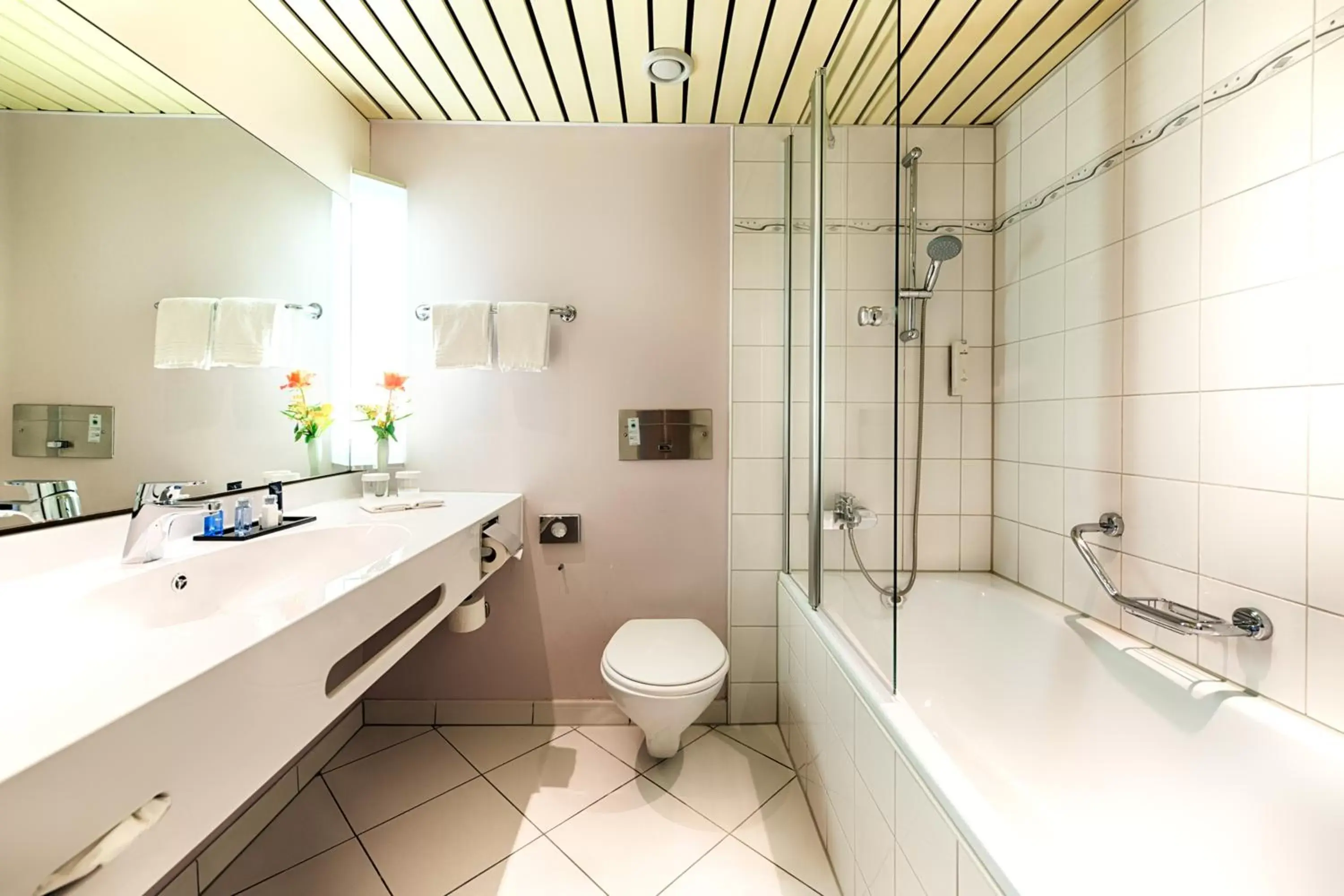 Bathroom in ACHAT Hotel Karlsruhe City