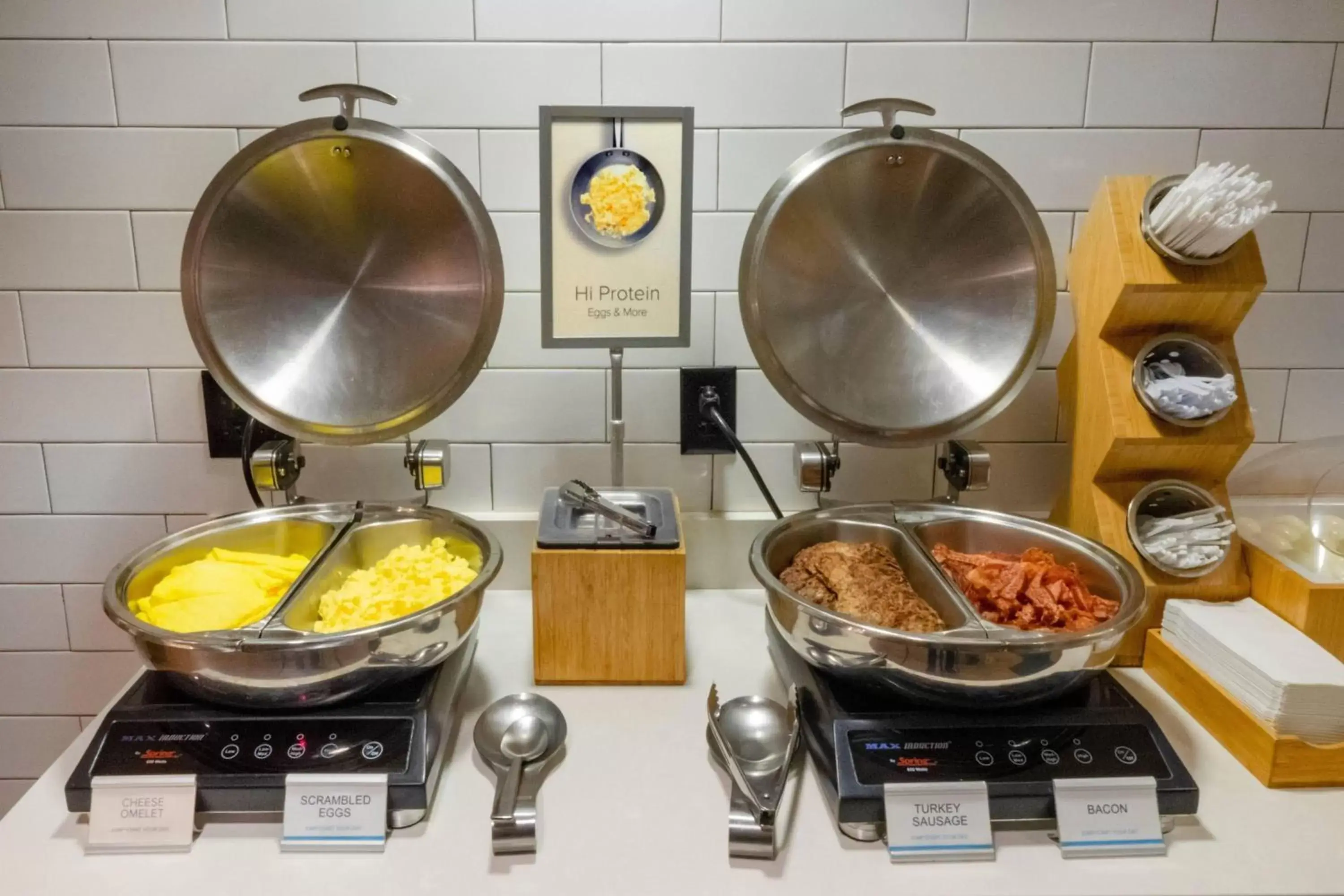 Breakfast, Kitchen/Kitchenette in Fairfield Inn by Marriott Hazleton