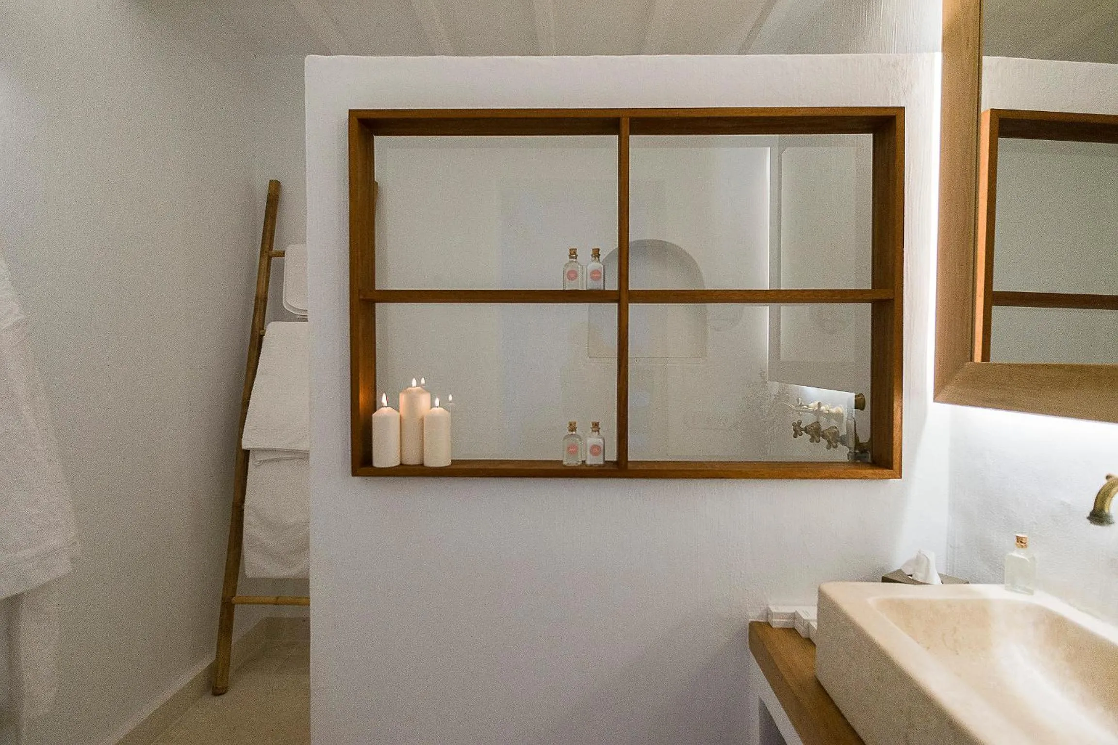 Bathroom in S'Hotelet d'es Born - Suites & SPA