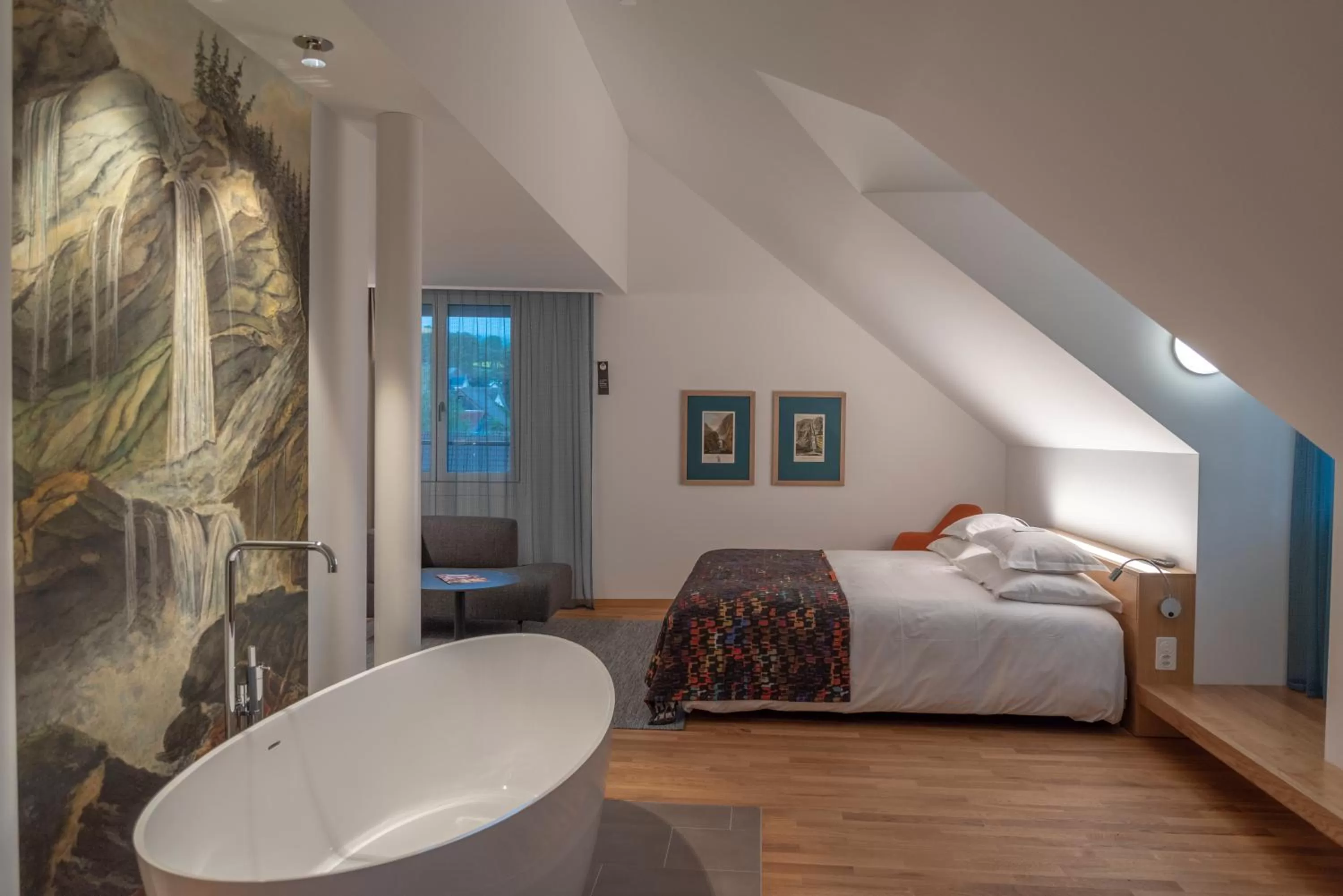 Photo of the whole room, Bed in CASPAR Swiss Quality Hotel