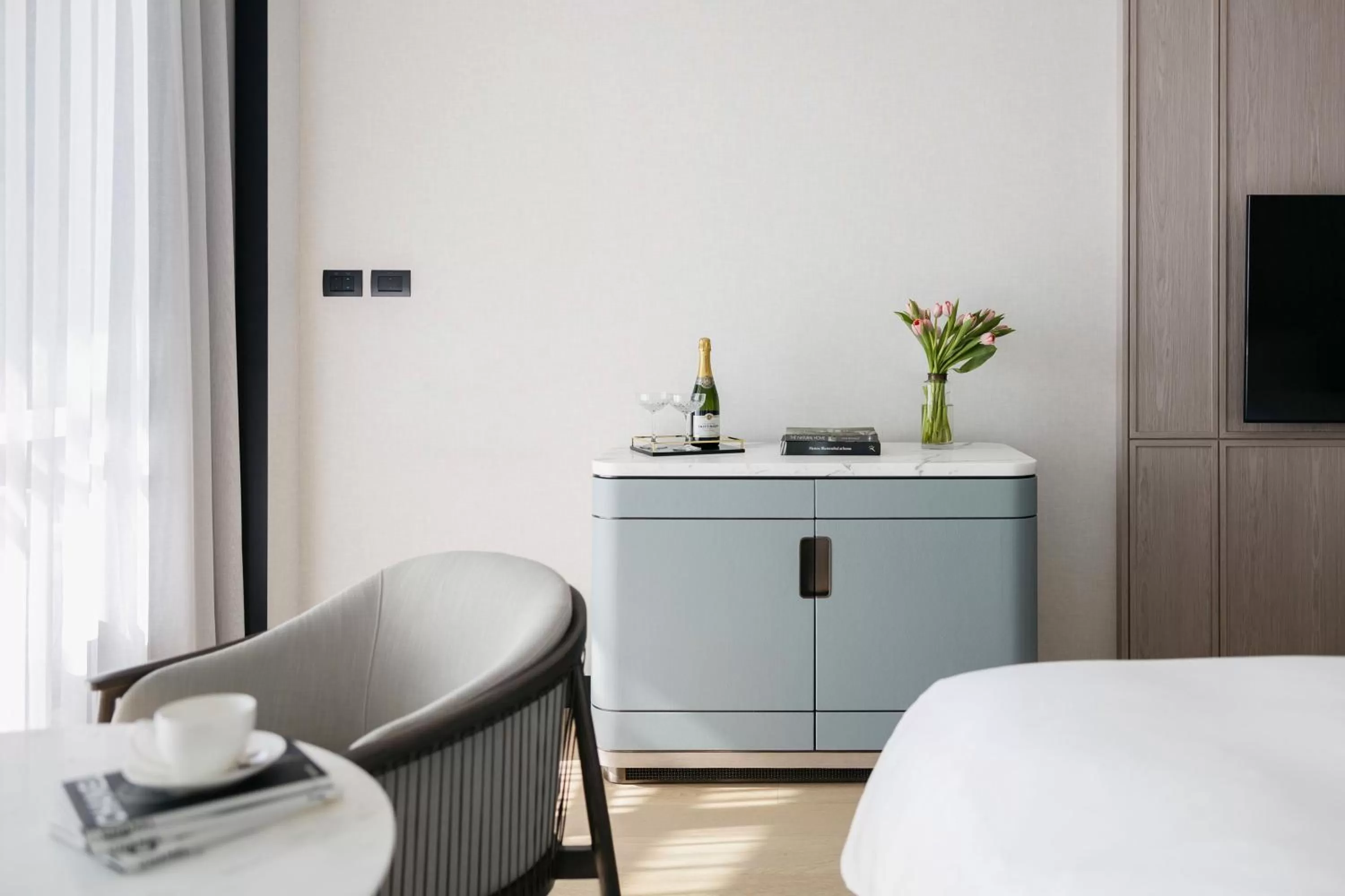 Bed in The Langham, Gold Coast and Jewel Residences