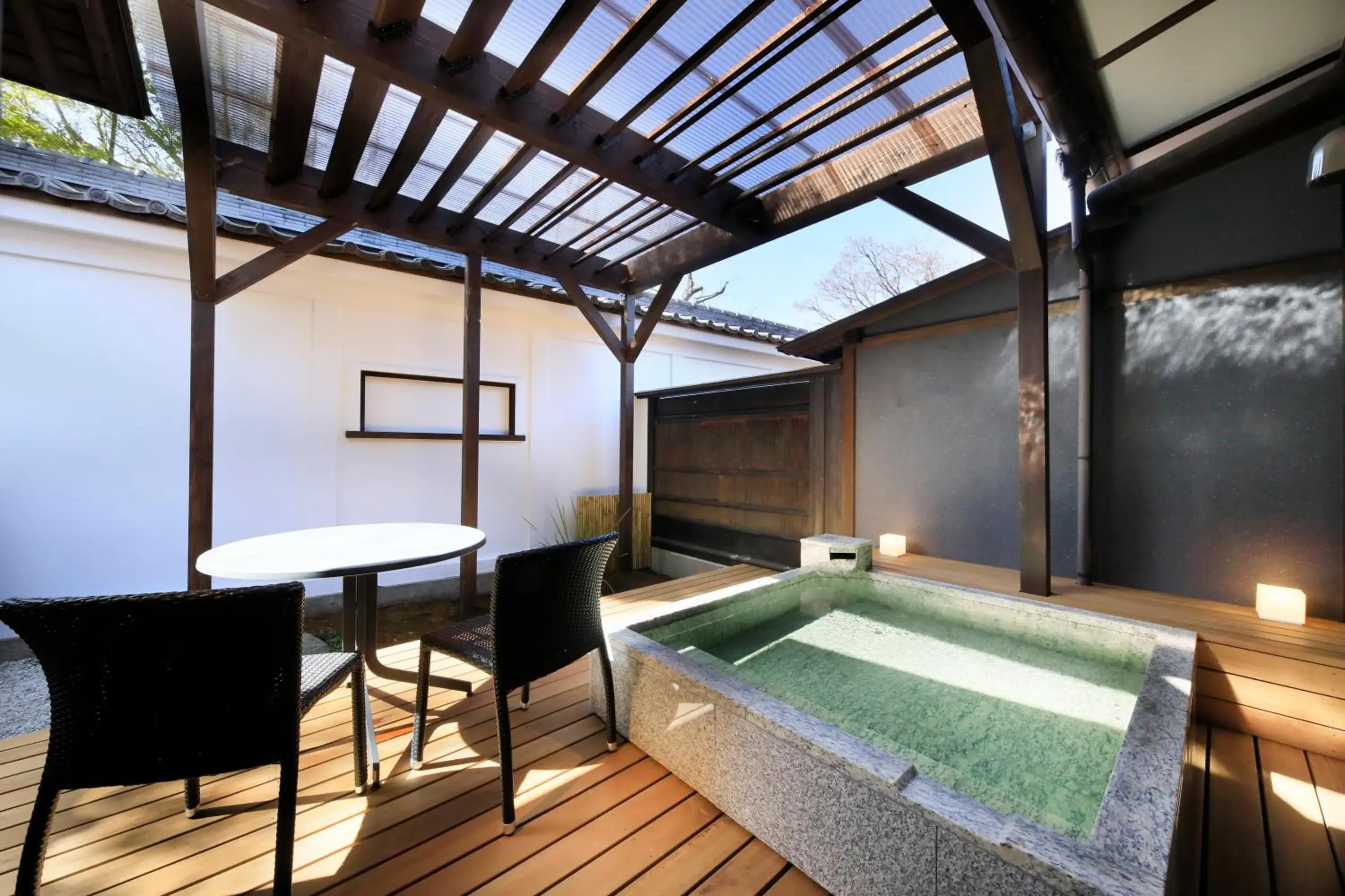 Open Air Bath, Swimming Pool in Fuji Onsenji Yumedono