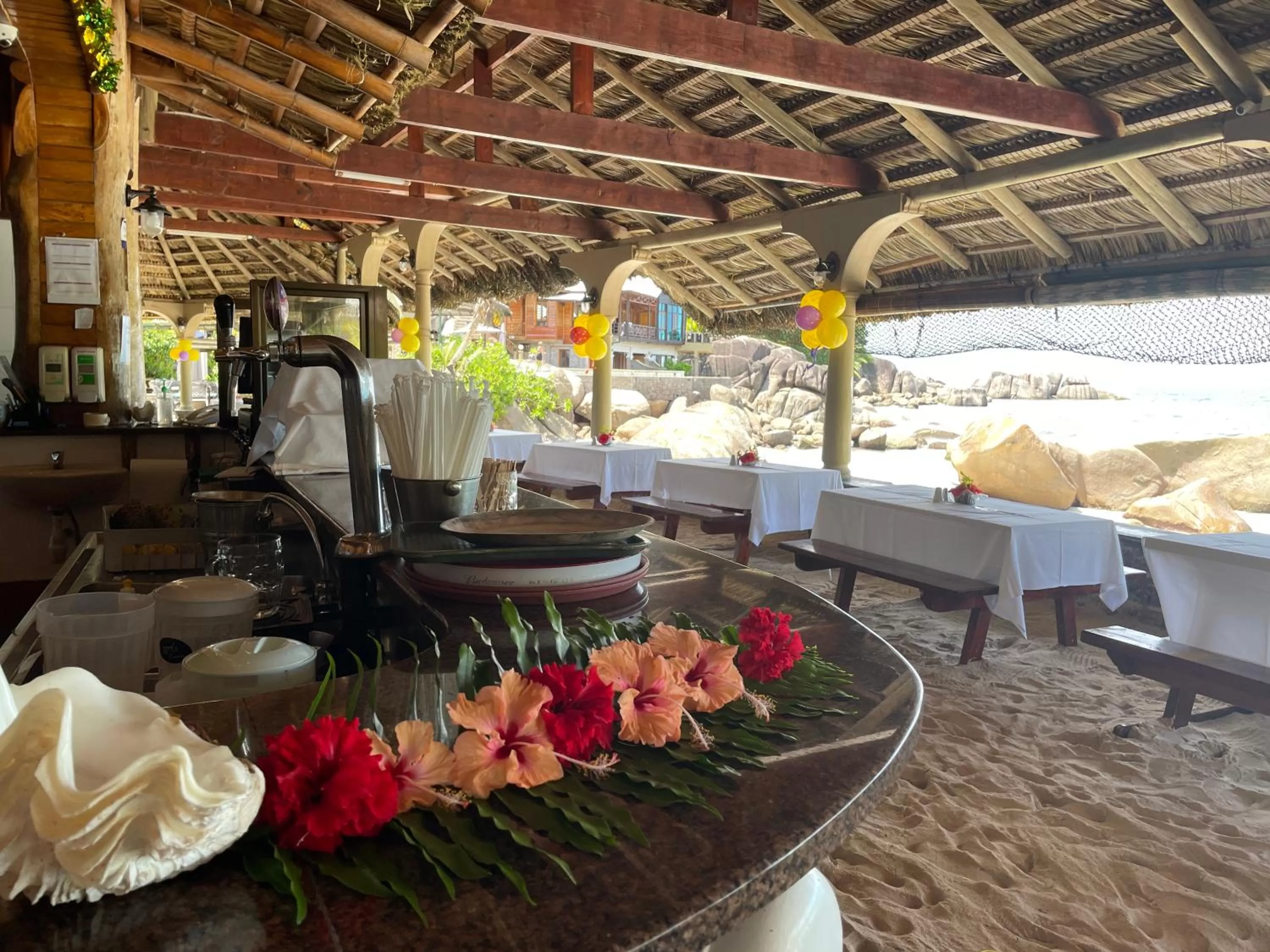 Restaurant/places to eat in Villa Chez Batista