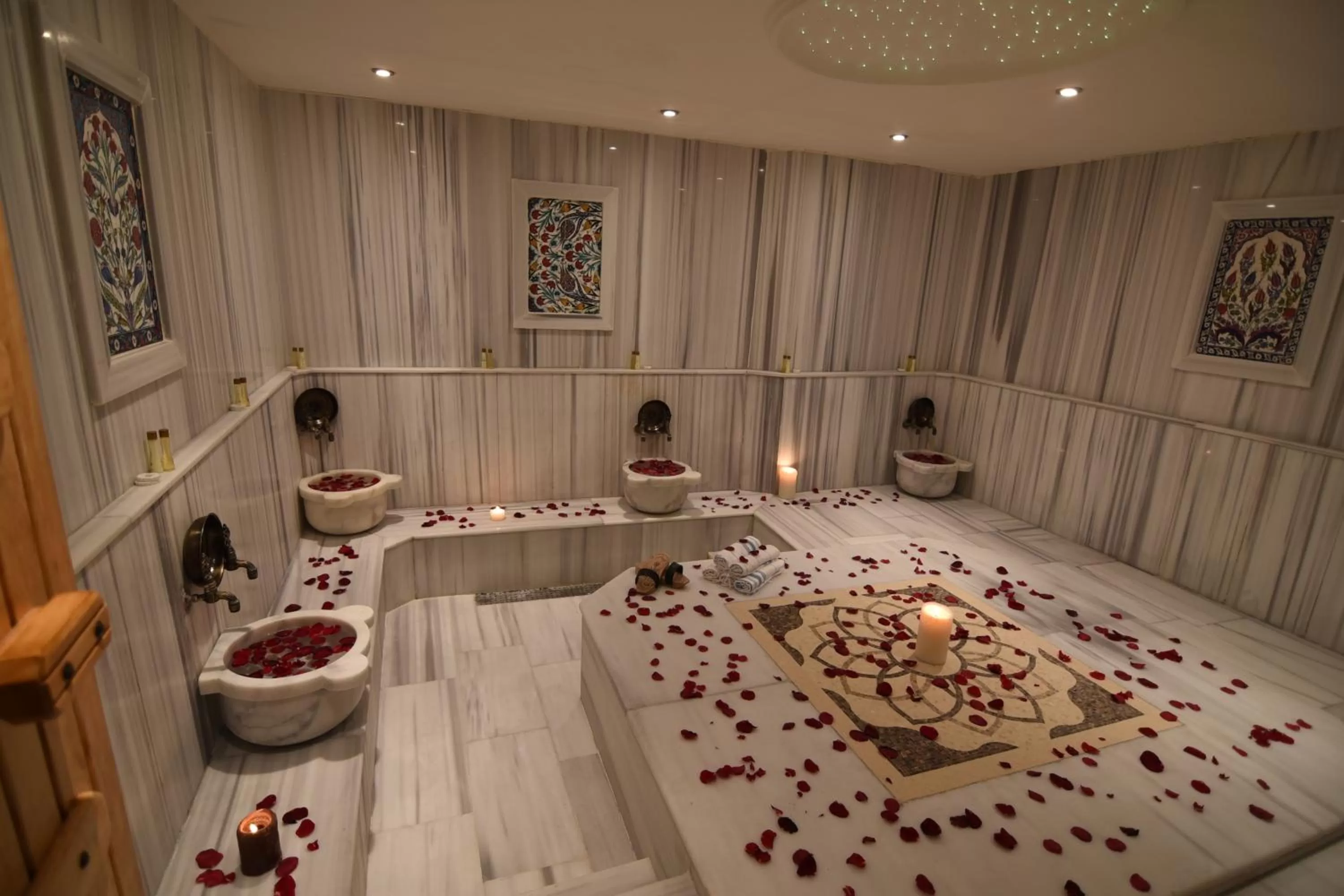 Massage in Diamond Royal Hotel