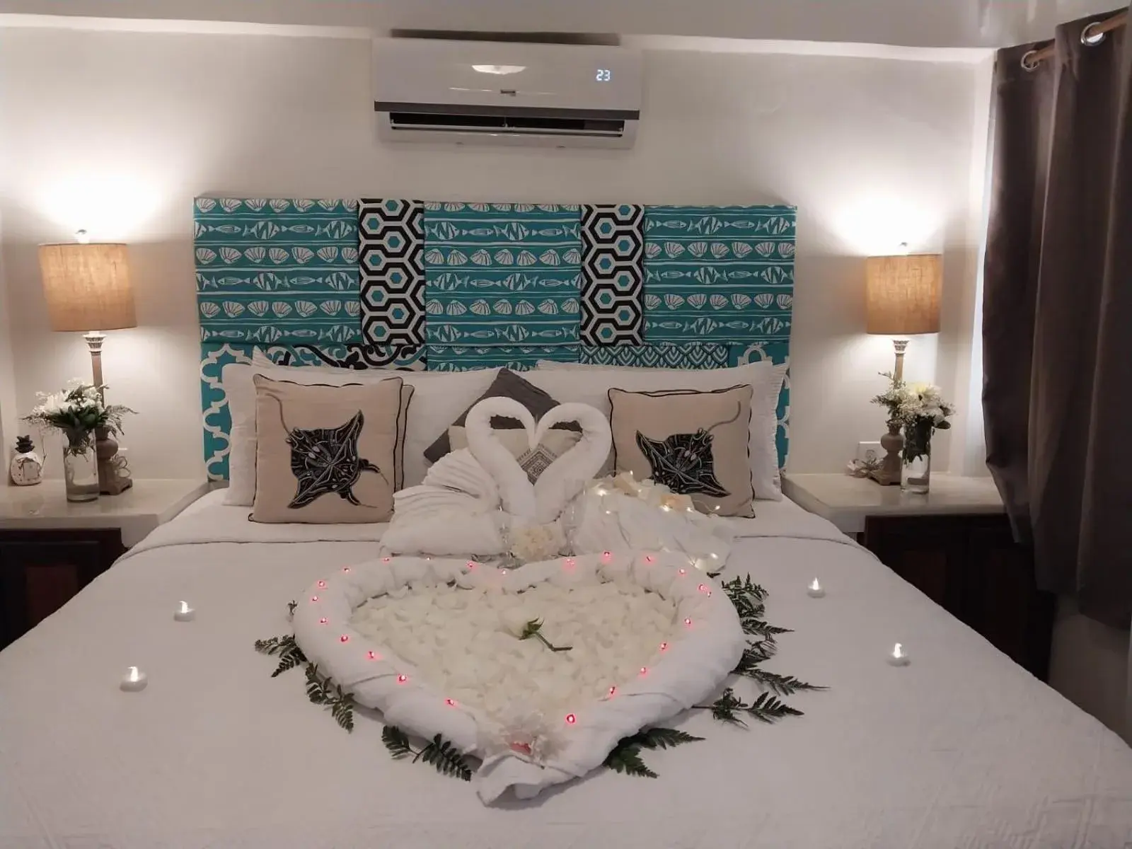 Bed in Bella Vista Resort Belize