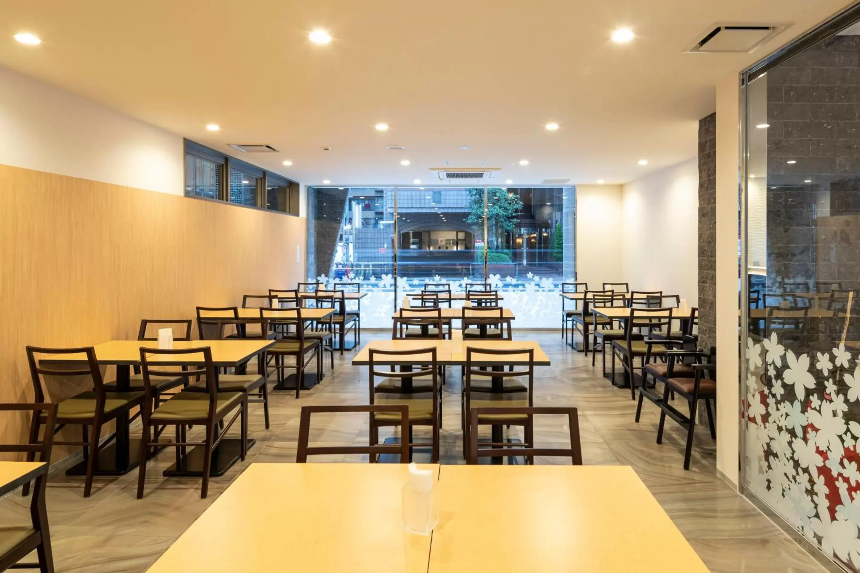 Restaurant/places to eat in SARASA HOTEL Dotonbori Restaurant/places to eat in SARASA HOTEL Dotonbori