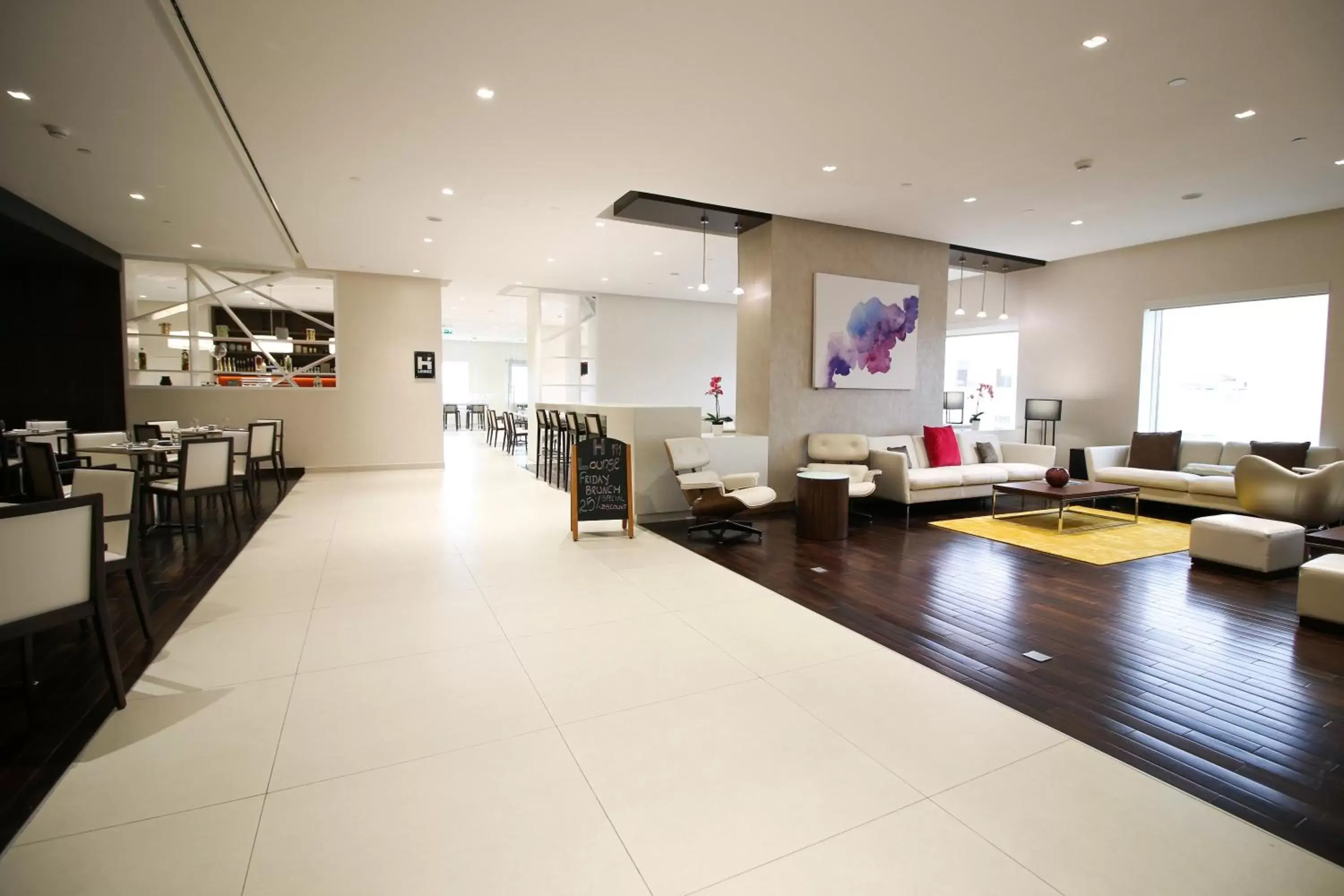 Lounge or bar in Hyatt House Jeddah Sari Street Lounge or bar in Hyatt House Jeddah Sari Street