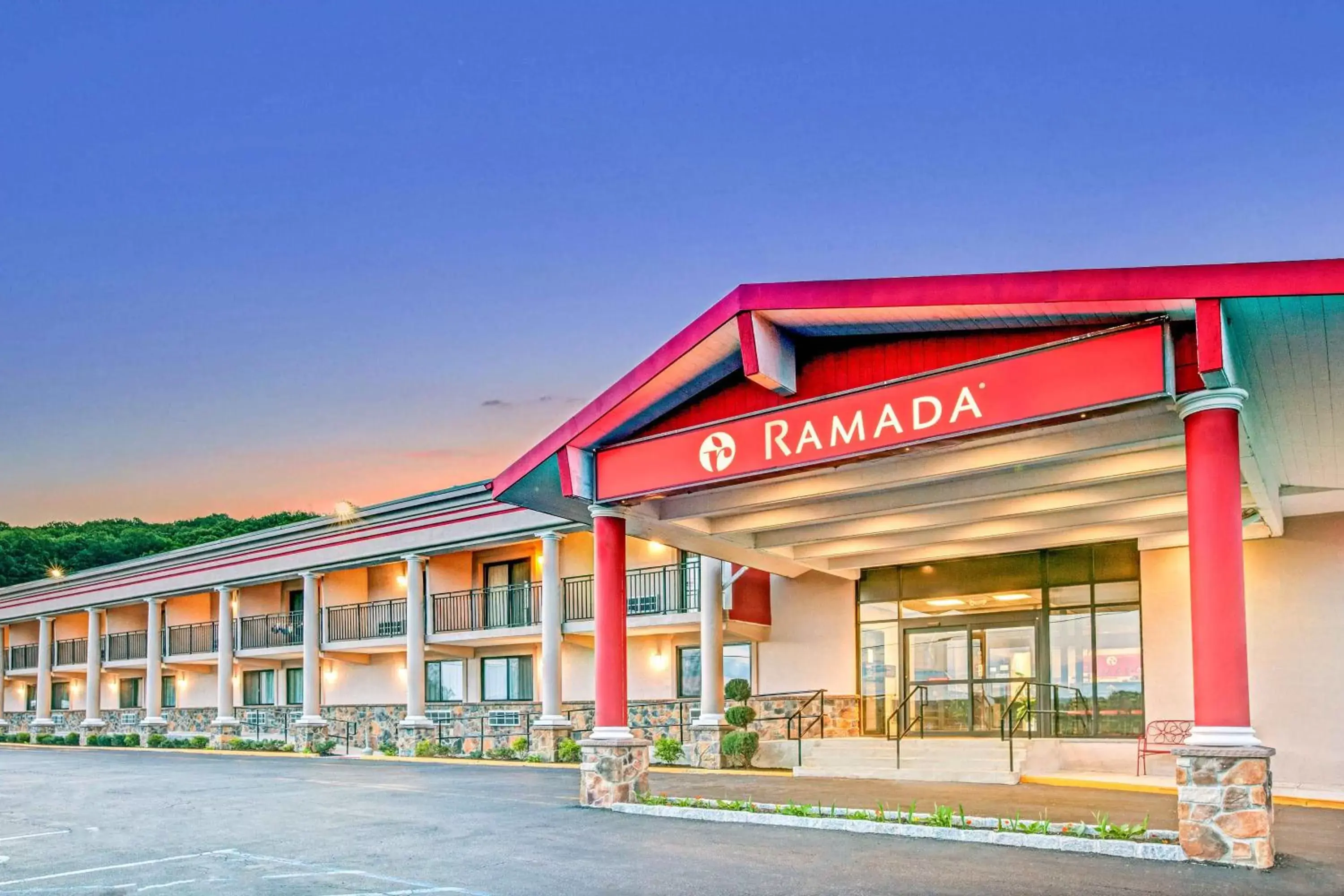 Facade/entrance in Ramada by Wyndham Rockaway Facade/entrance in Ramada by Wyndham Rockaway