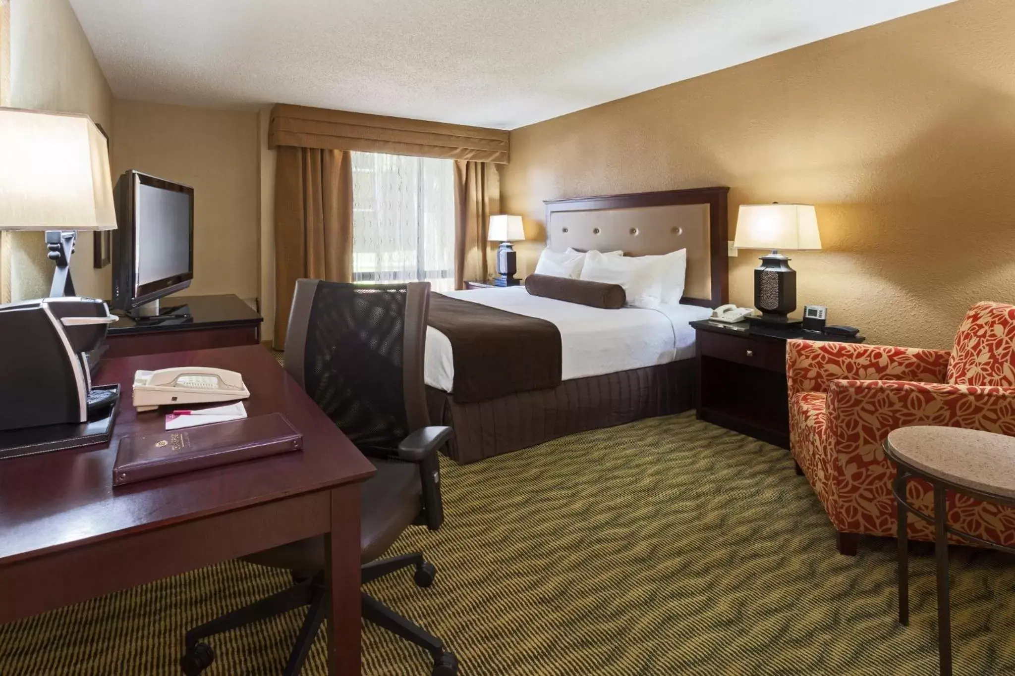 Photo of the whole room in Crowne Plaza Jacksonville Airport, an IHG Hotel
