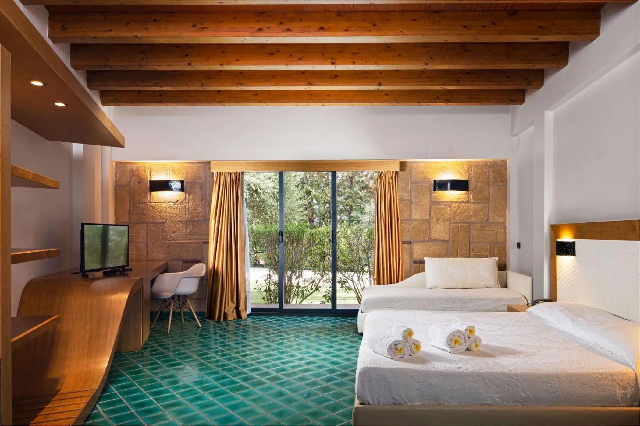 Bed in Magaggiari Hotel Resort