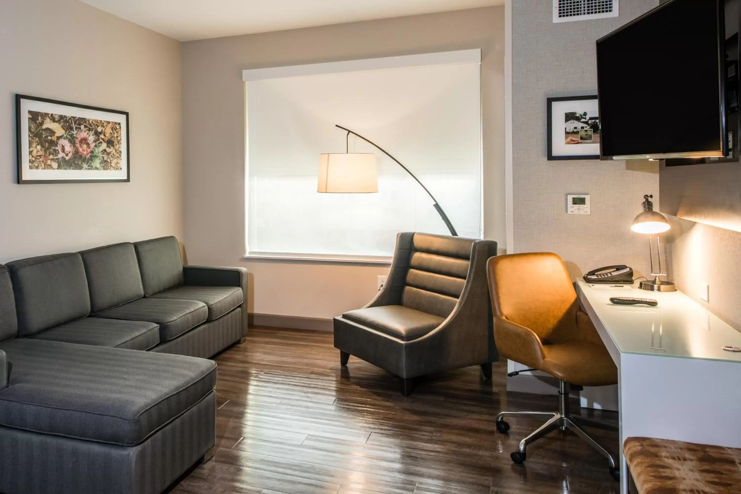 Living room, Seating Area in Cambria Hotel McAllen Convention Center