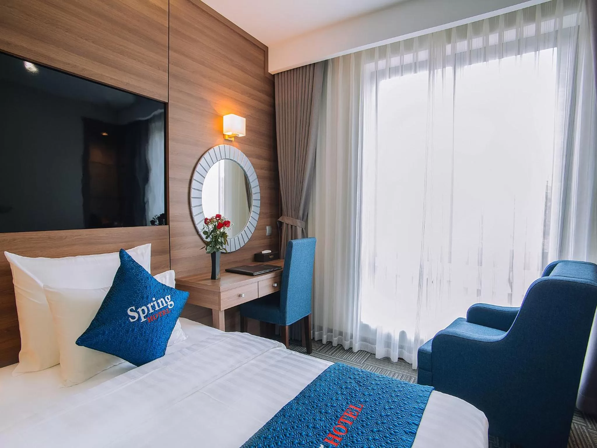 Bedroom, Bed in Spring Hotel Hanoi