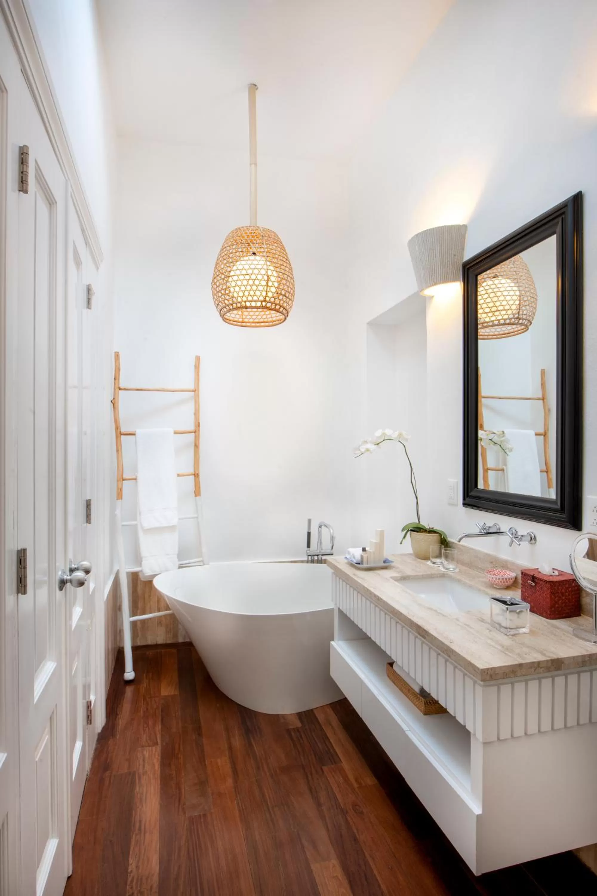 Bathroom in Casas del XVI