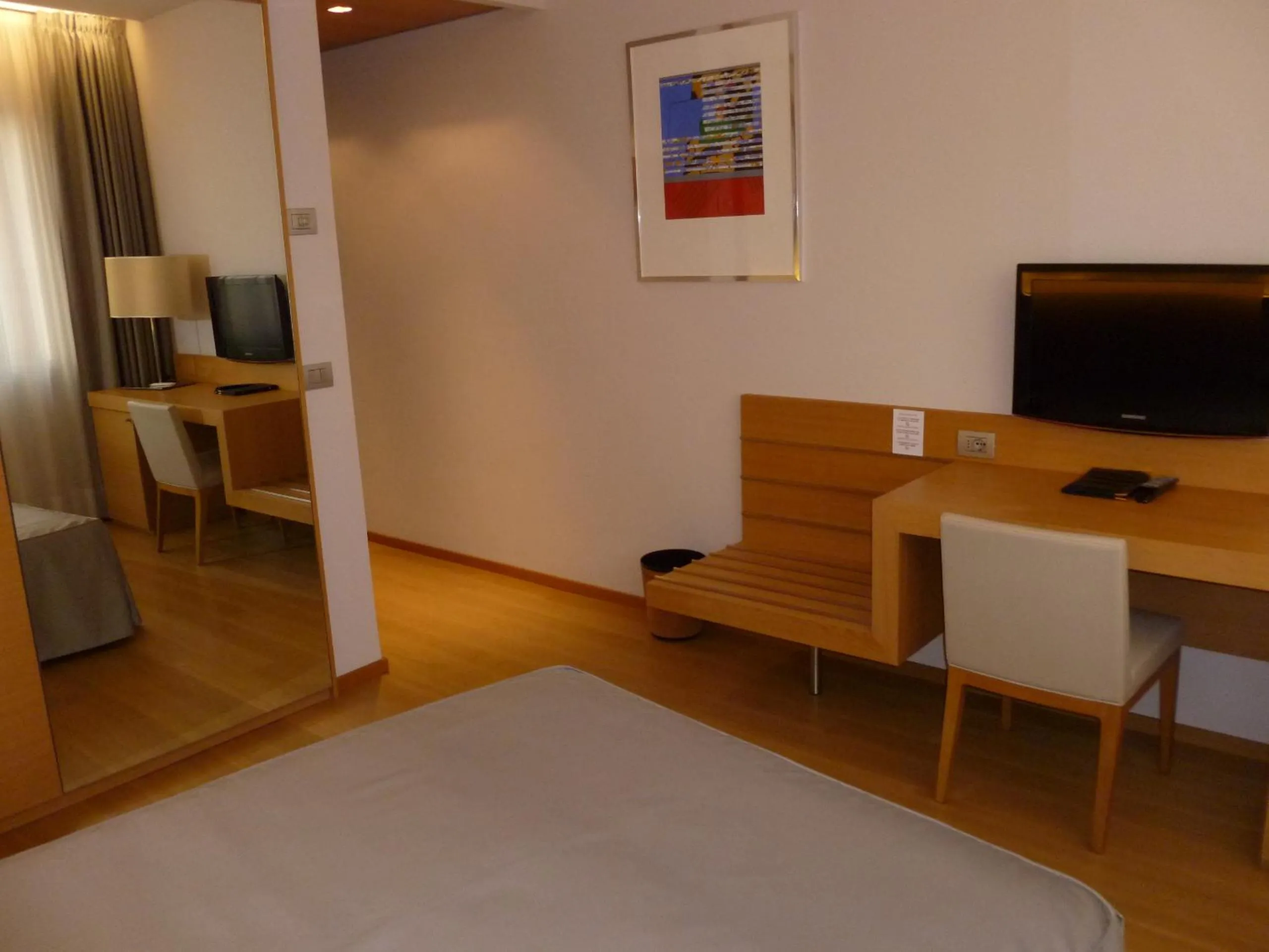 Decorative detail, Bed in Hotel Internazionale