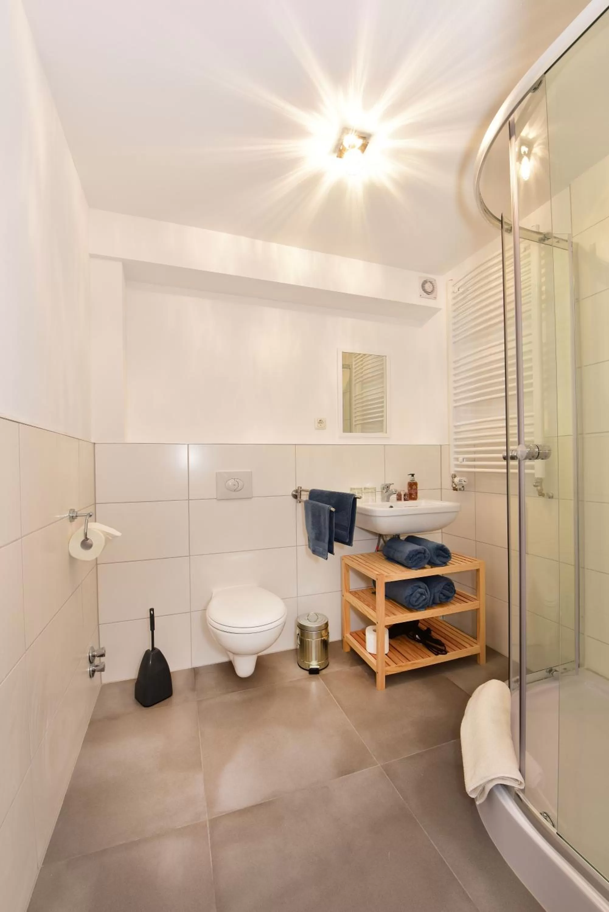 Shower in 1a Gästehaus am Hafen