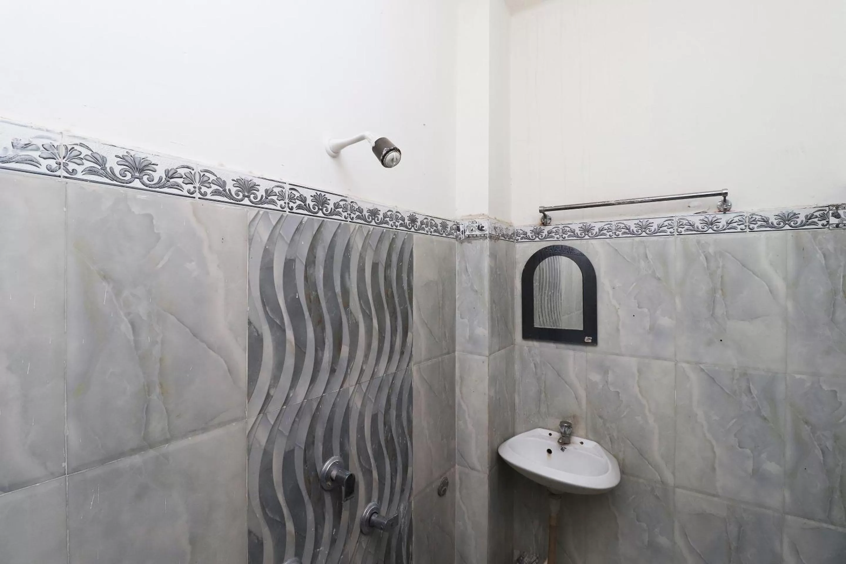 Bathroom in Hotel Vijay