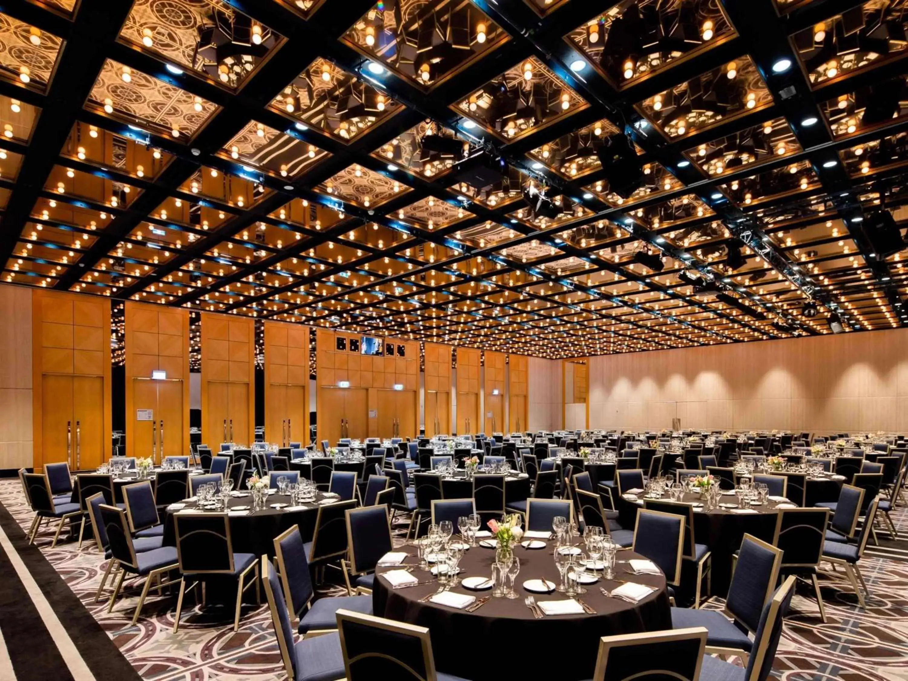 Meeting/conference room, Restaurant/Places to Eat in Sofitel Sydney Wentworth