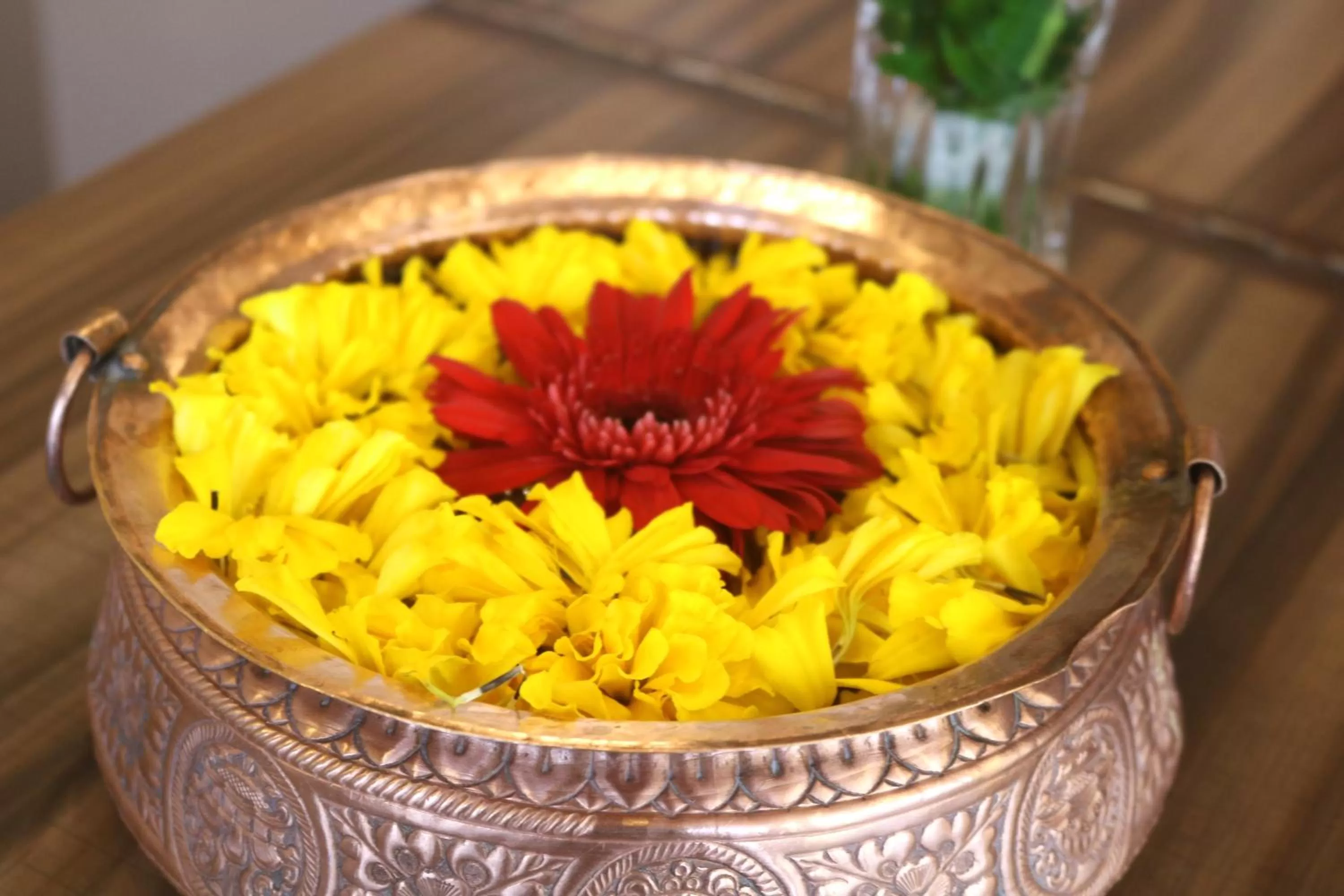 Restaurant/places to eat in Hotel Family Ties Pvt. Ltd.