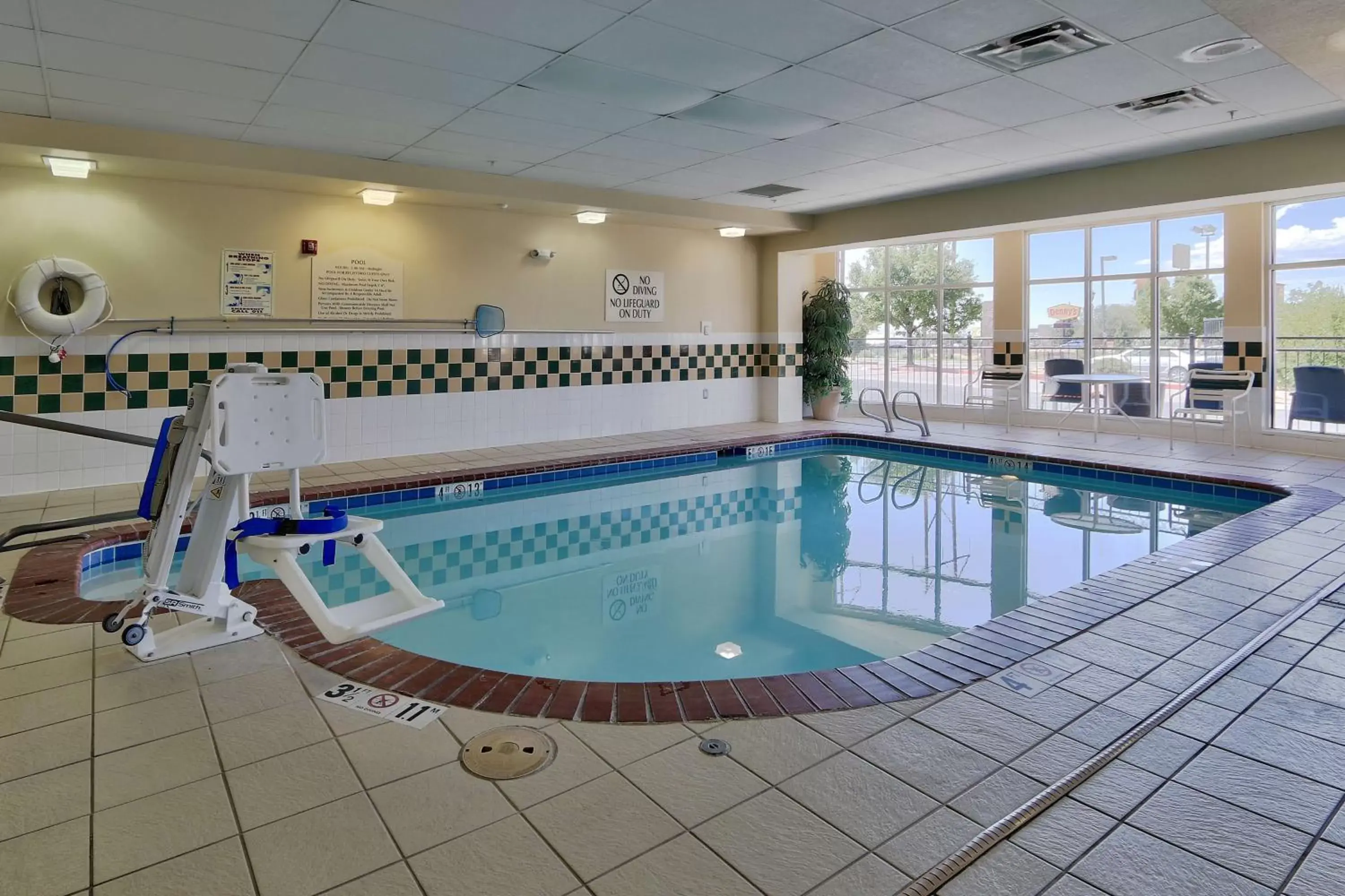 Pool view, Swimming Pool in Hilton Garden Inn Albuquerque/Journal Center