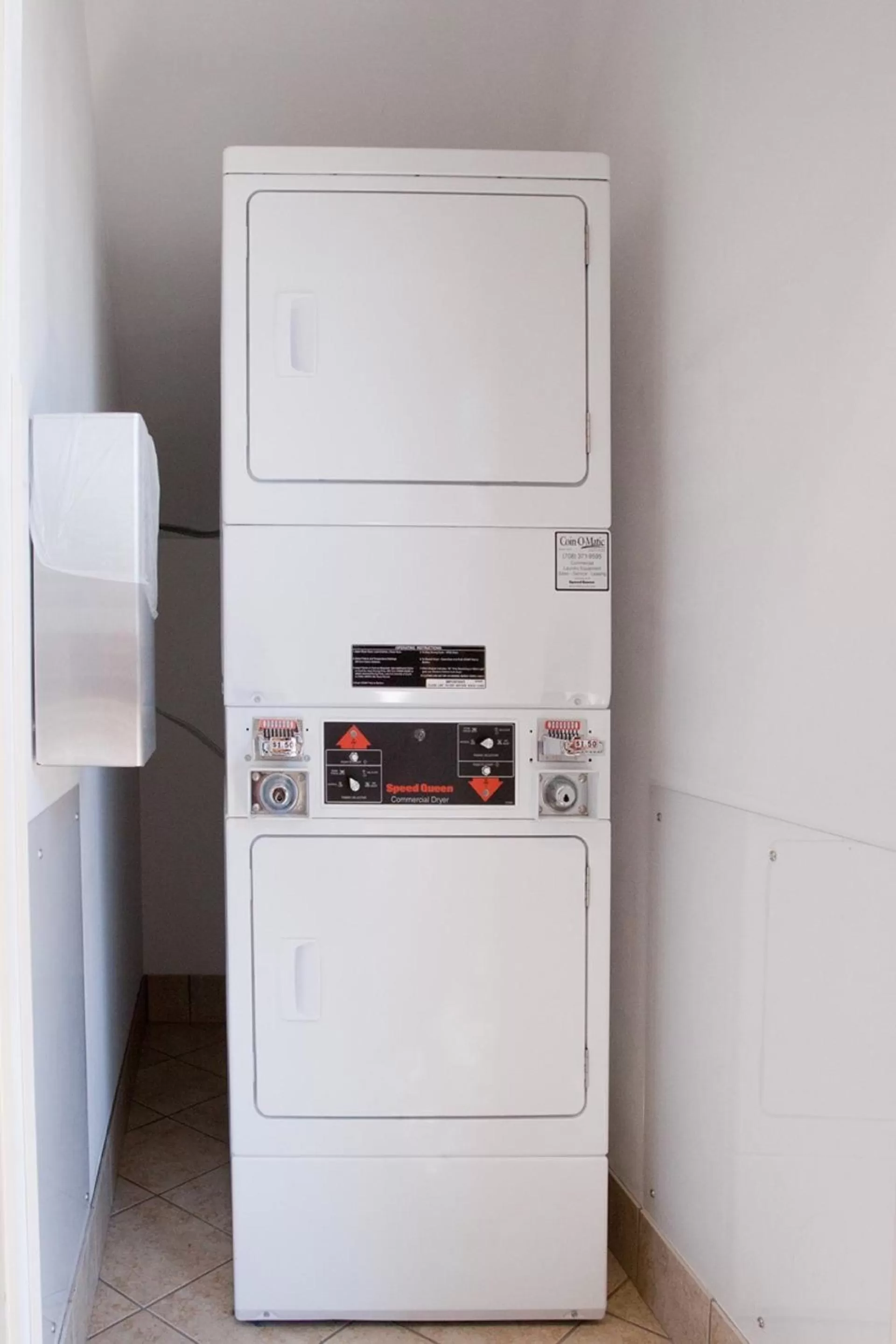 laundry in Super 8 by Wyndham Ottawa Starved Rock