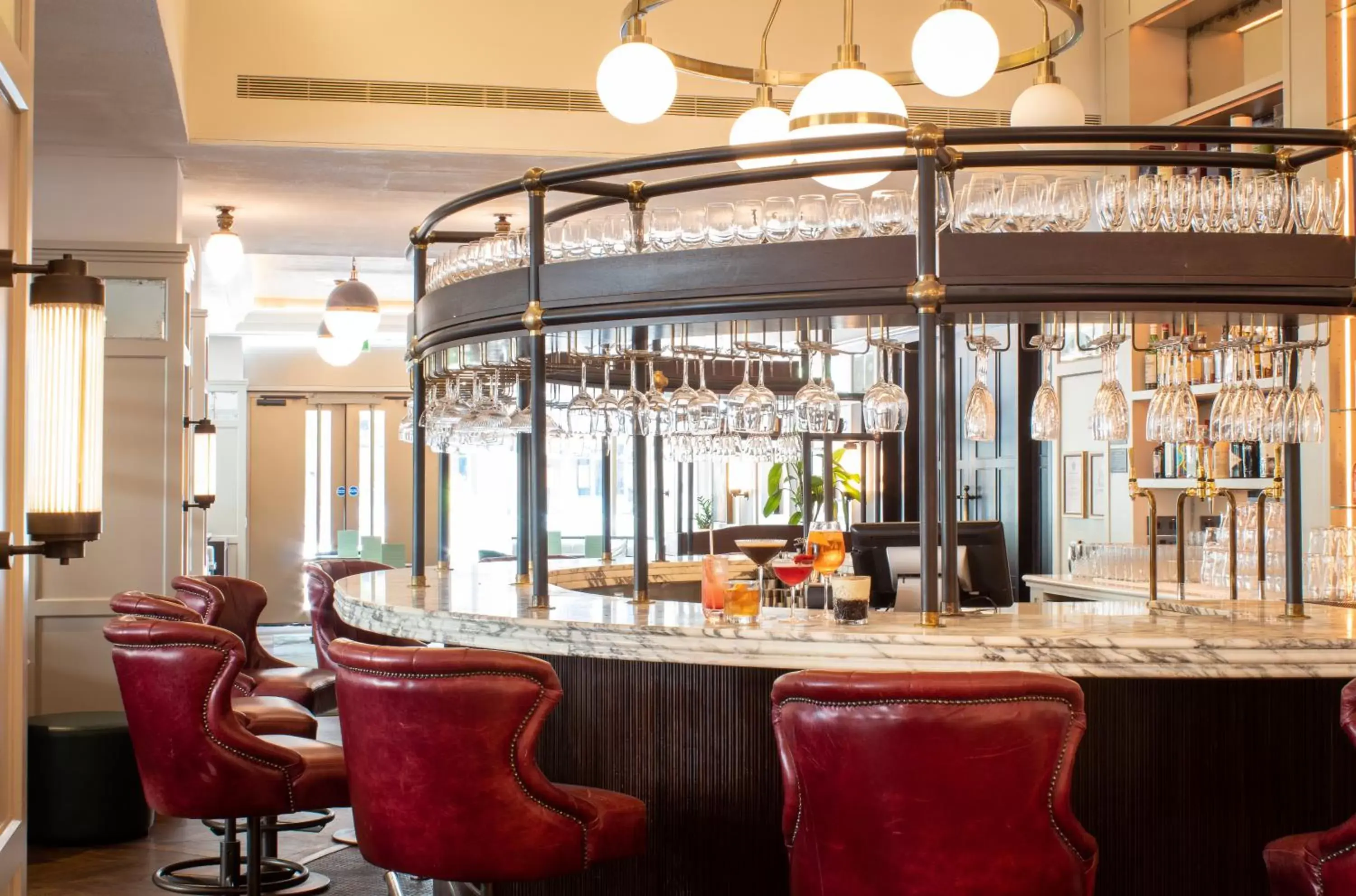 Restaurant/places to eat, Lounge/Bar in Clayton Hotel Cambridge