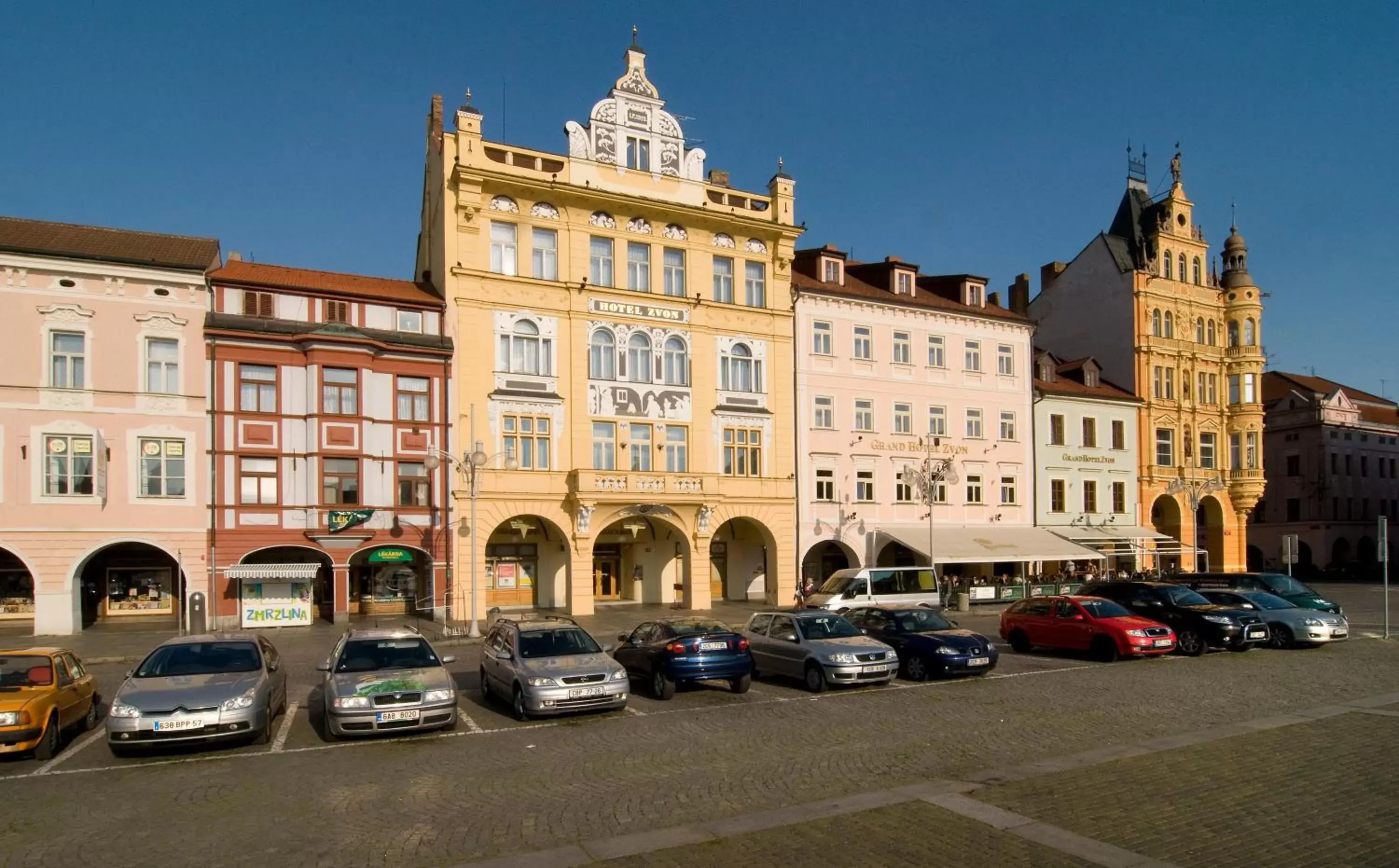 Facade/entrance, Property Building in Grandhotel Zvon