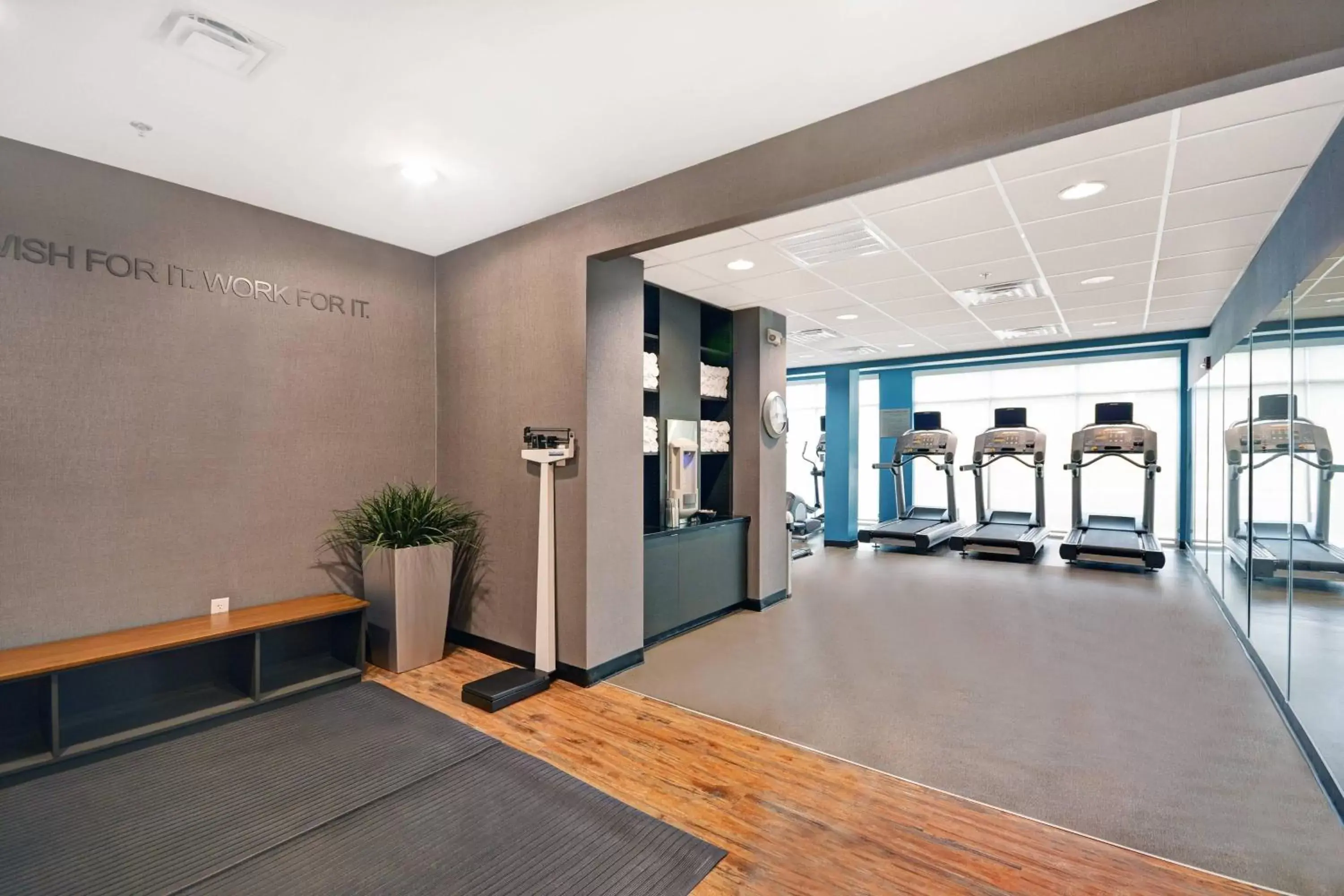 Fitness centre/facilities, Lobby/Reception in Fairfield Inn & Suites by Marriott Savannah SW/Richmond Hill