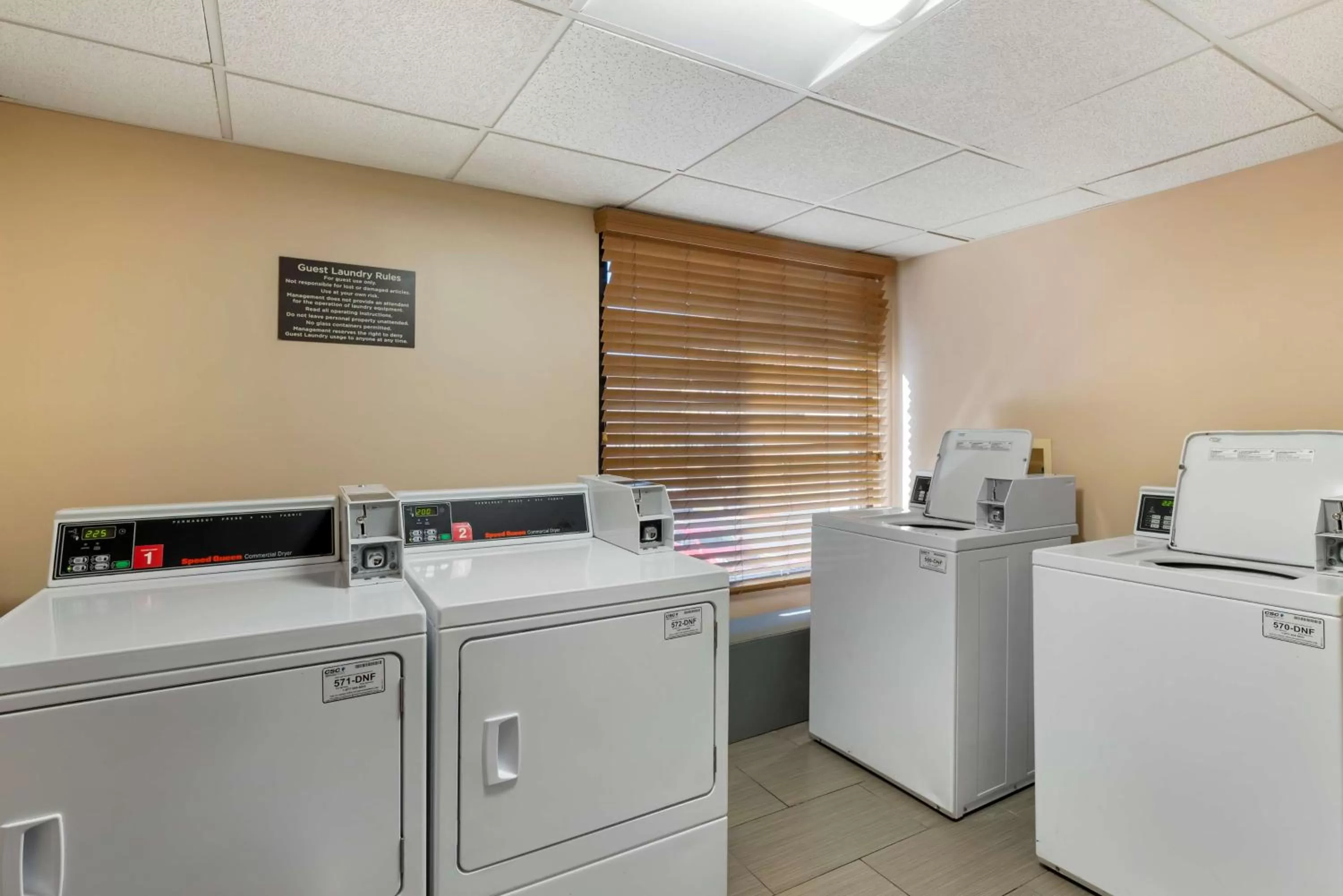 laundry in Best Western PLUS Executive Hotel Richmond