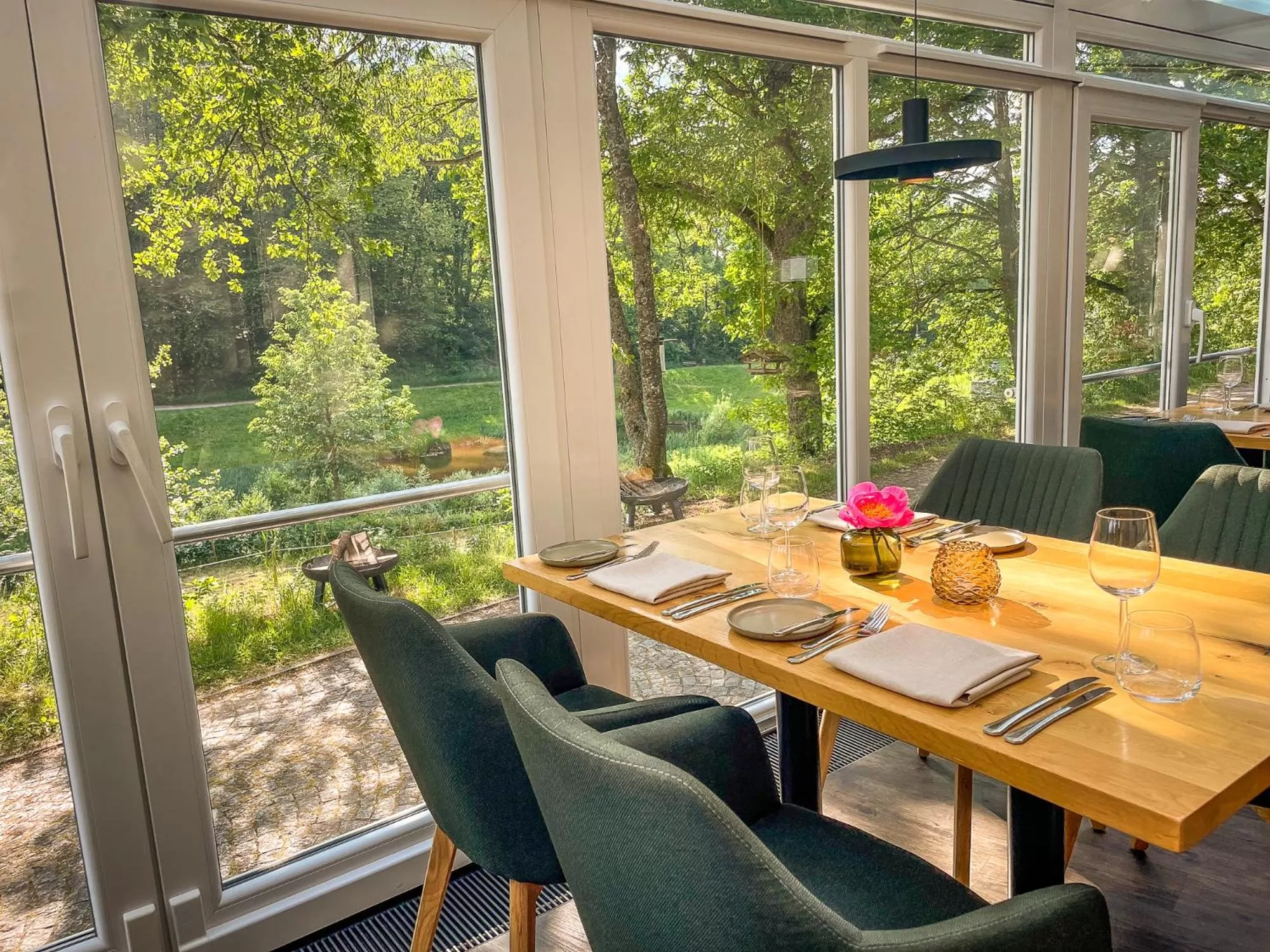 Restaurant/places to eat in 2tHEIMAT - Hotel & Restaurant