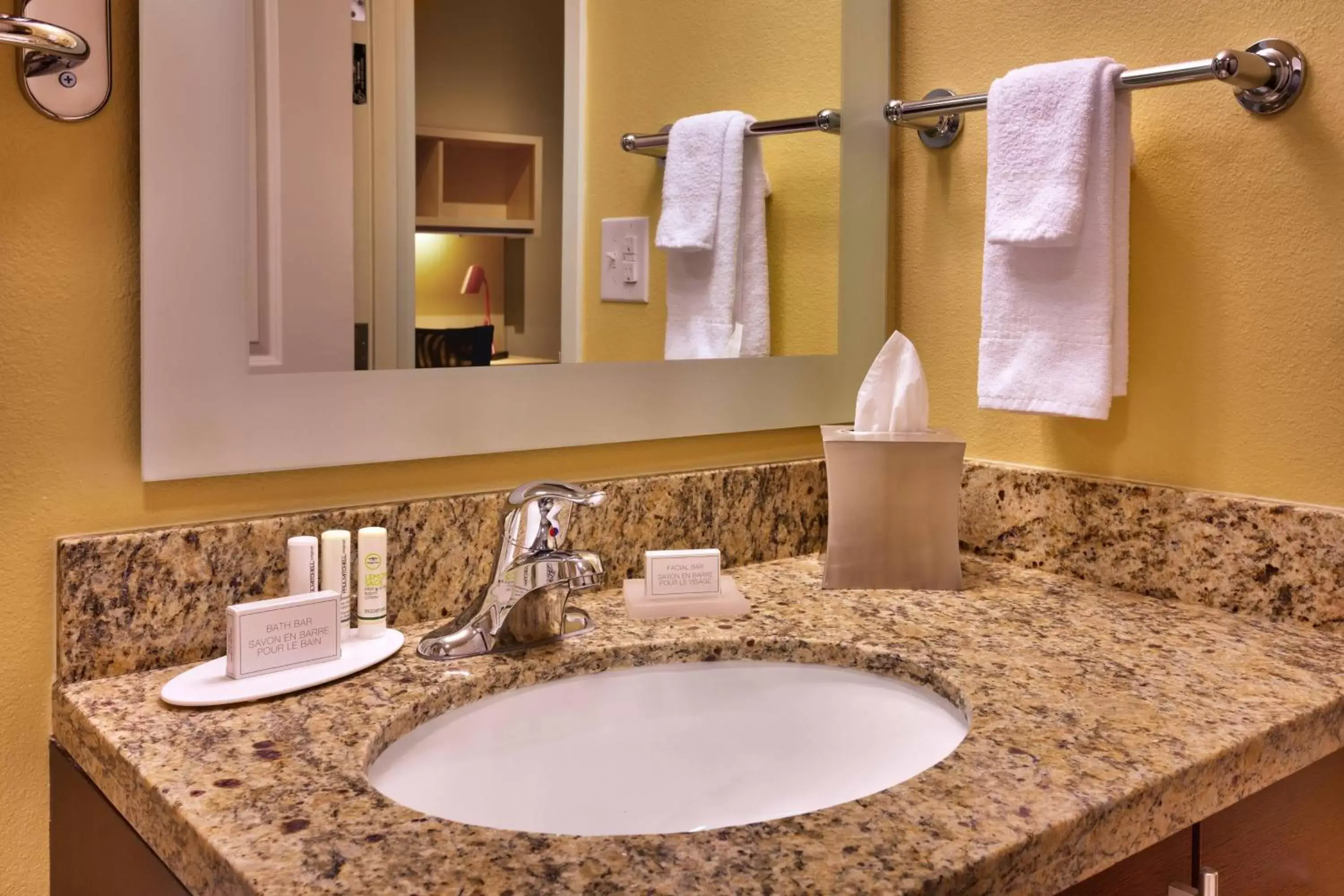 Bathroom in TownePlace Suites by Marriott Dickinson