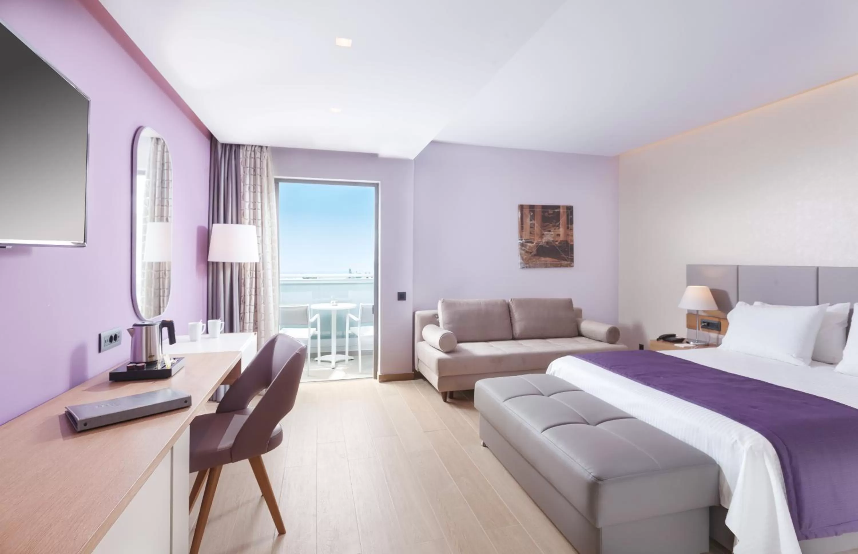 Bed in Blue Lagoon City Hotel