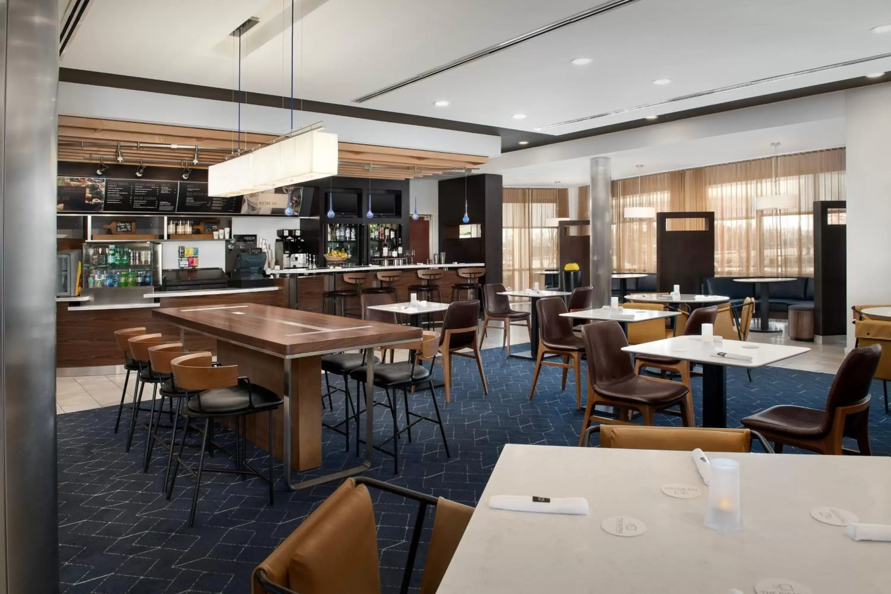 Restaurant/Places to Eat in Courtyard By Marriott Little Rock North