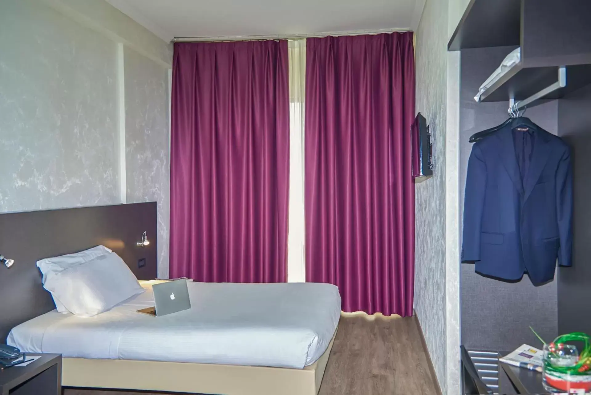 Bedroom, Bed in B&B Hotel Borgaro Torinese