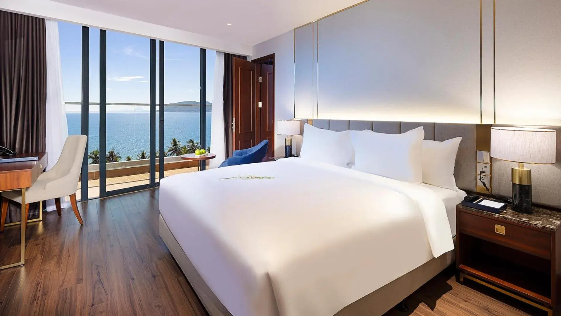 Bed in Best Western Premier Marvella Nha Trang