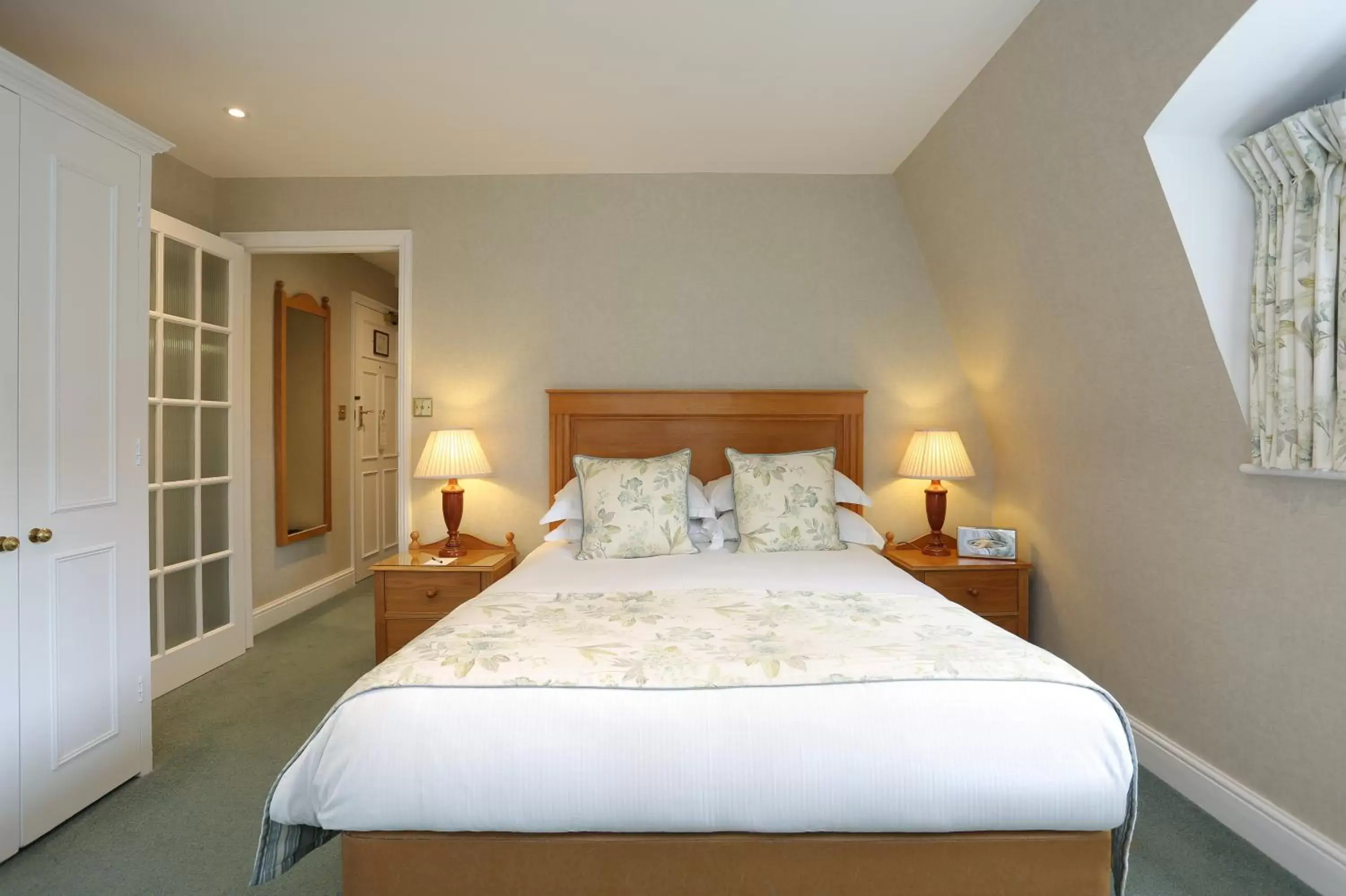 Bed in West Lodge Park Bed in West Lodge Park