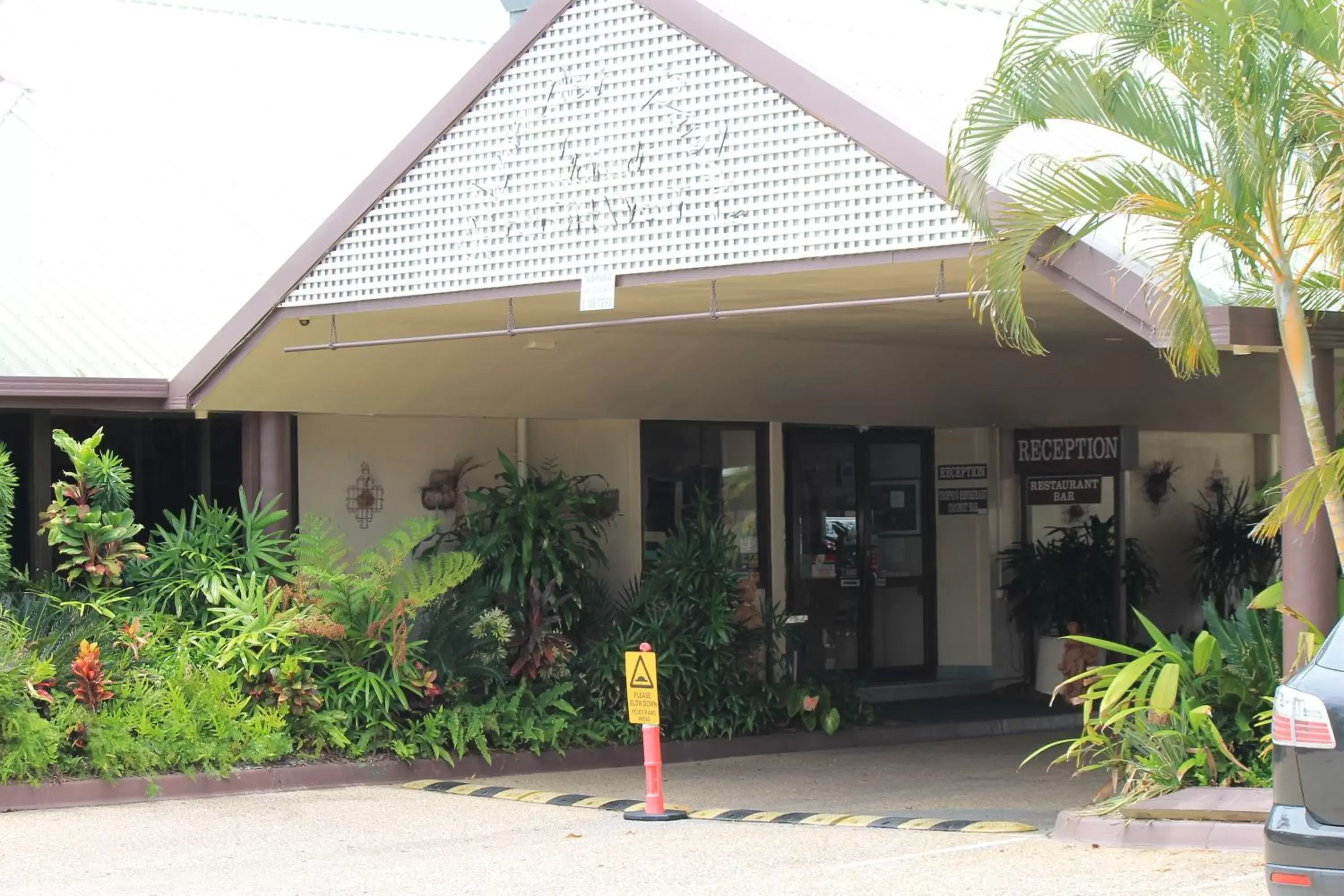 Facade/entrance, Property Building in Glenmore Palms Motel