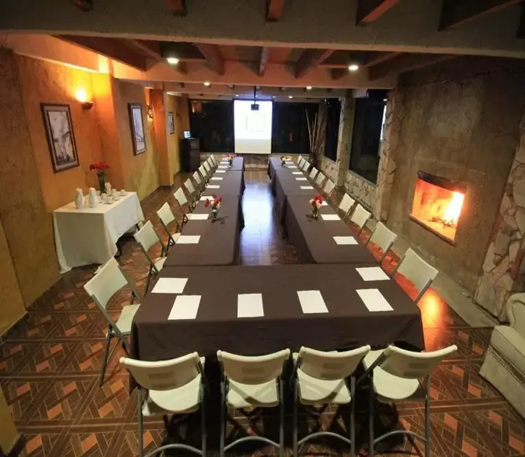 Meeting/conference room, Banquet Facilities in Hotel & Cava La Parroquia