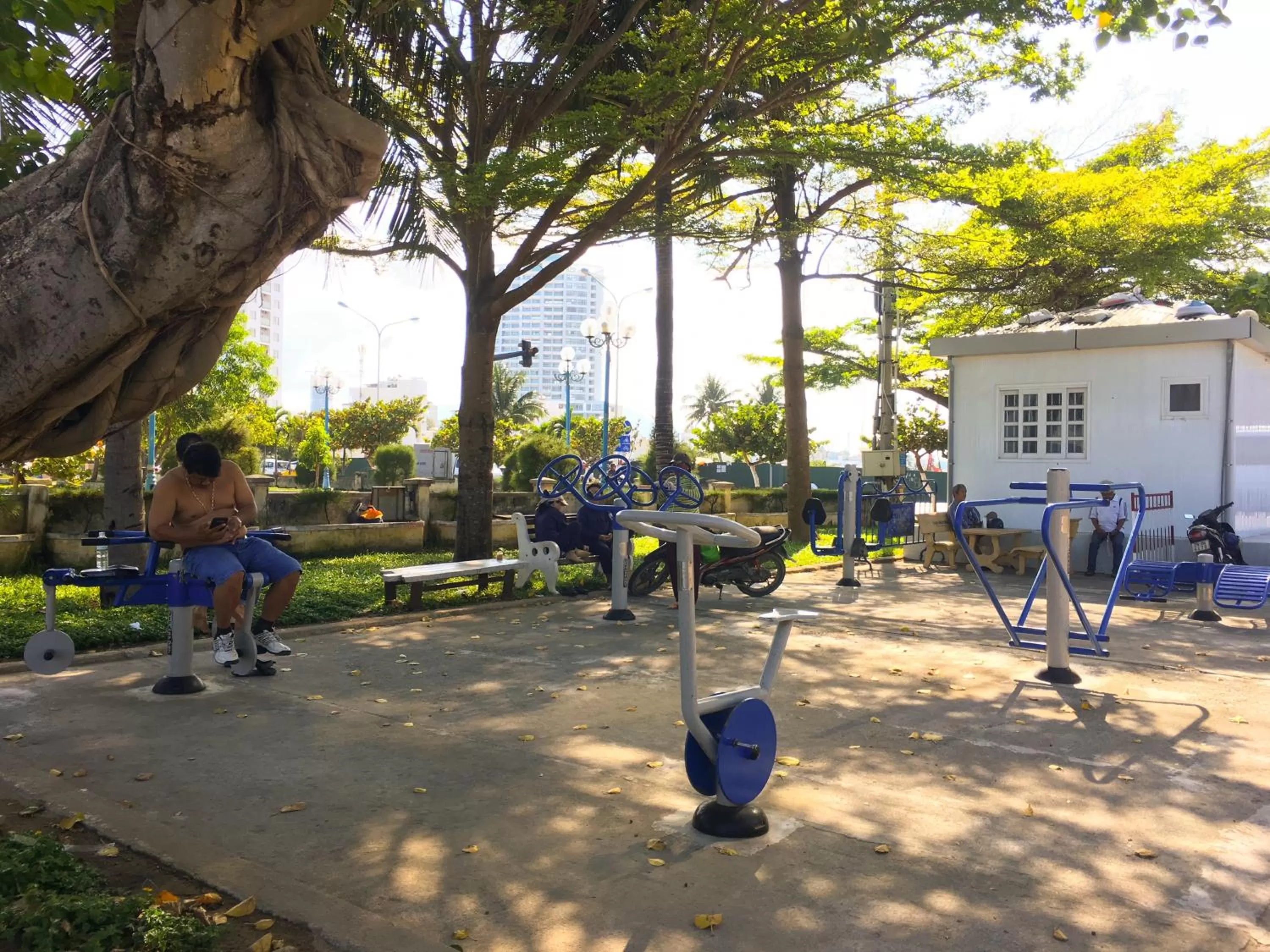 Moonlight Bay Hotel & Apartment